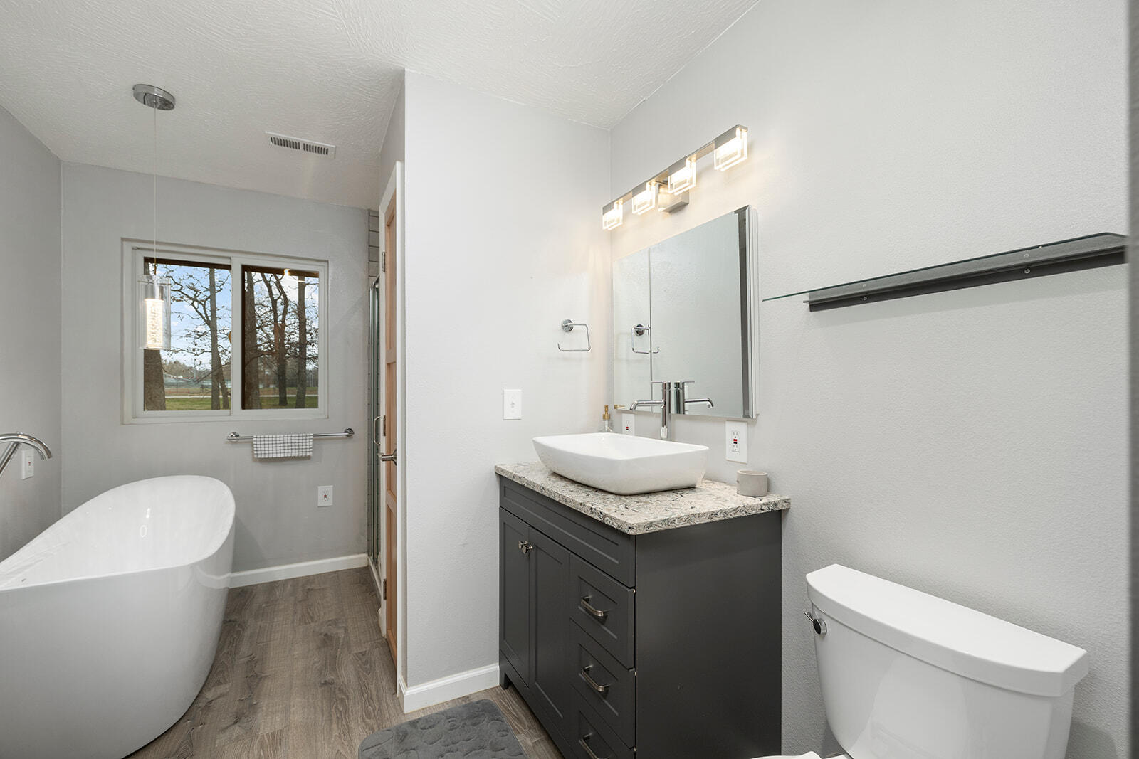 307 East Besse Street Property Photo 27