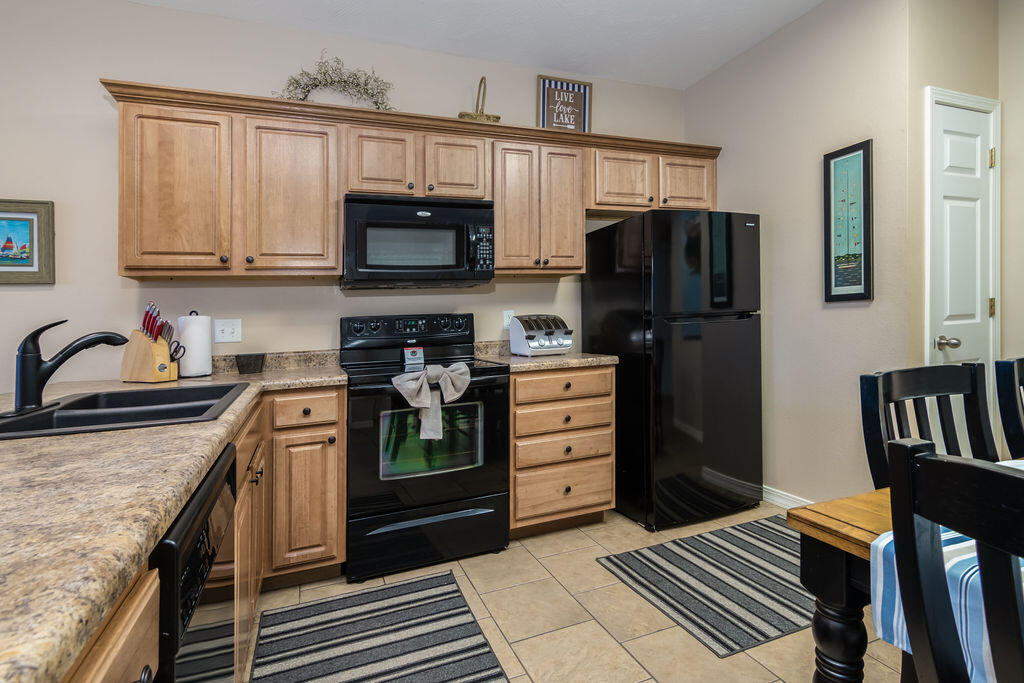 280 Tina Street Property Photo 11