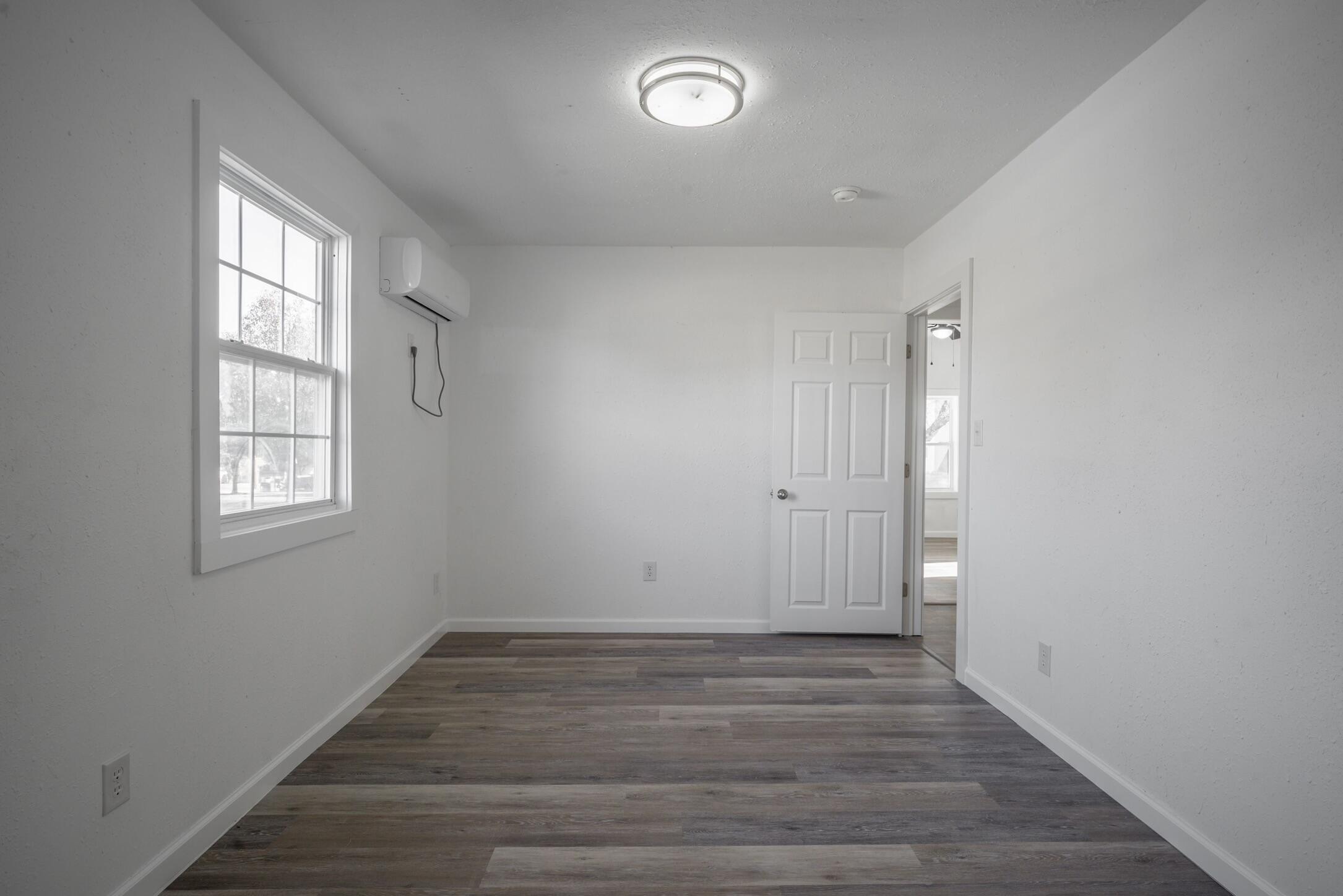 312 South Hall Street Property Photo 13