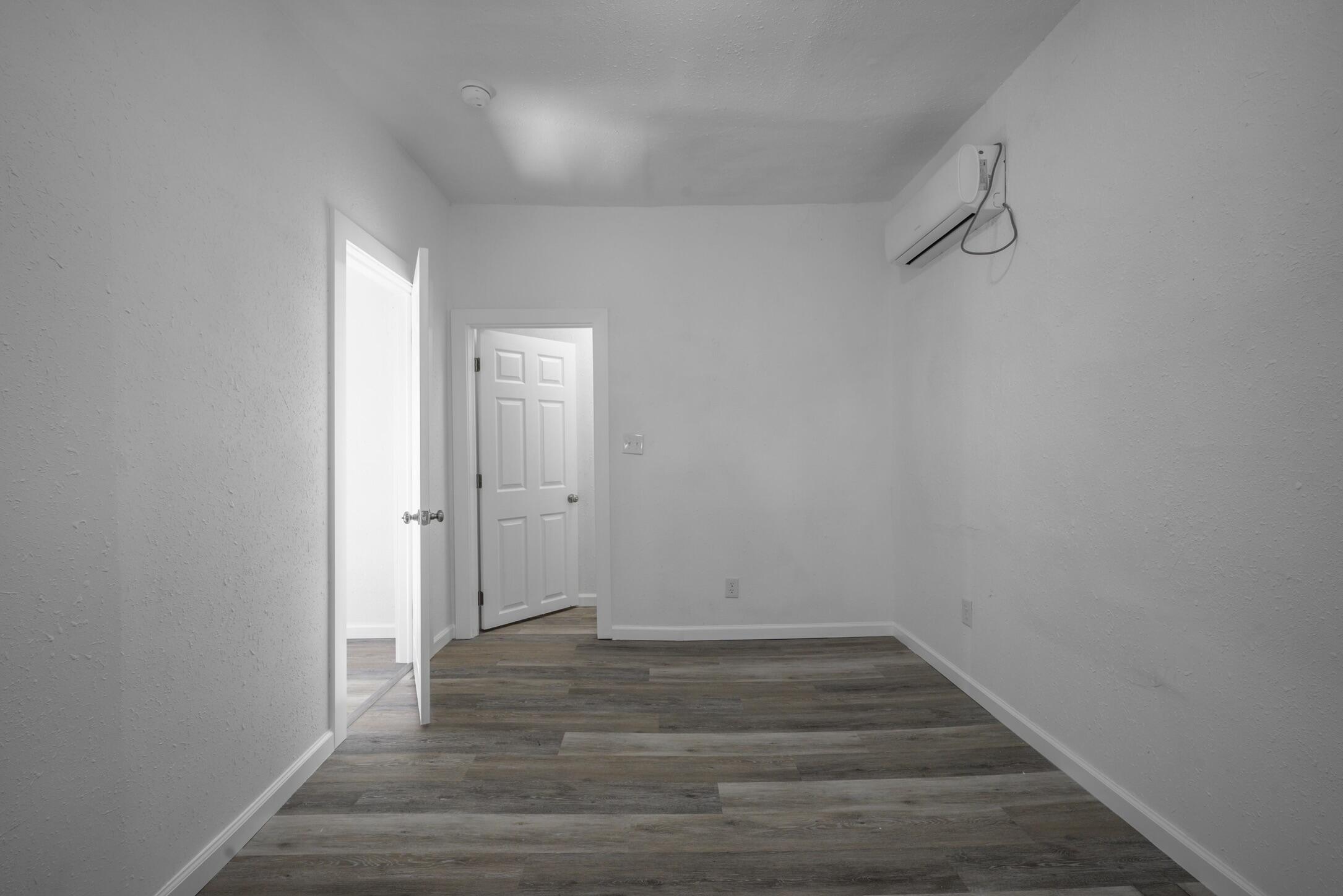 312 South Hall Street Property Photo 18