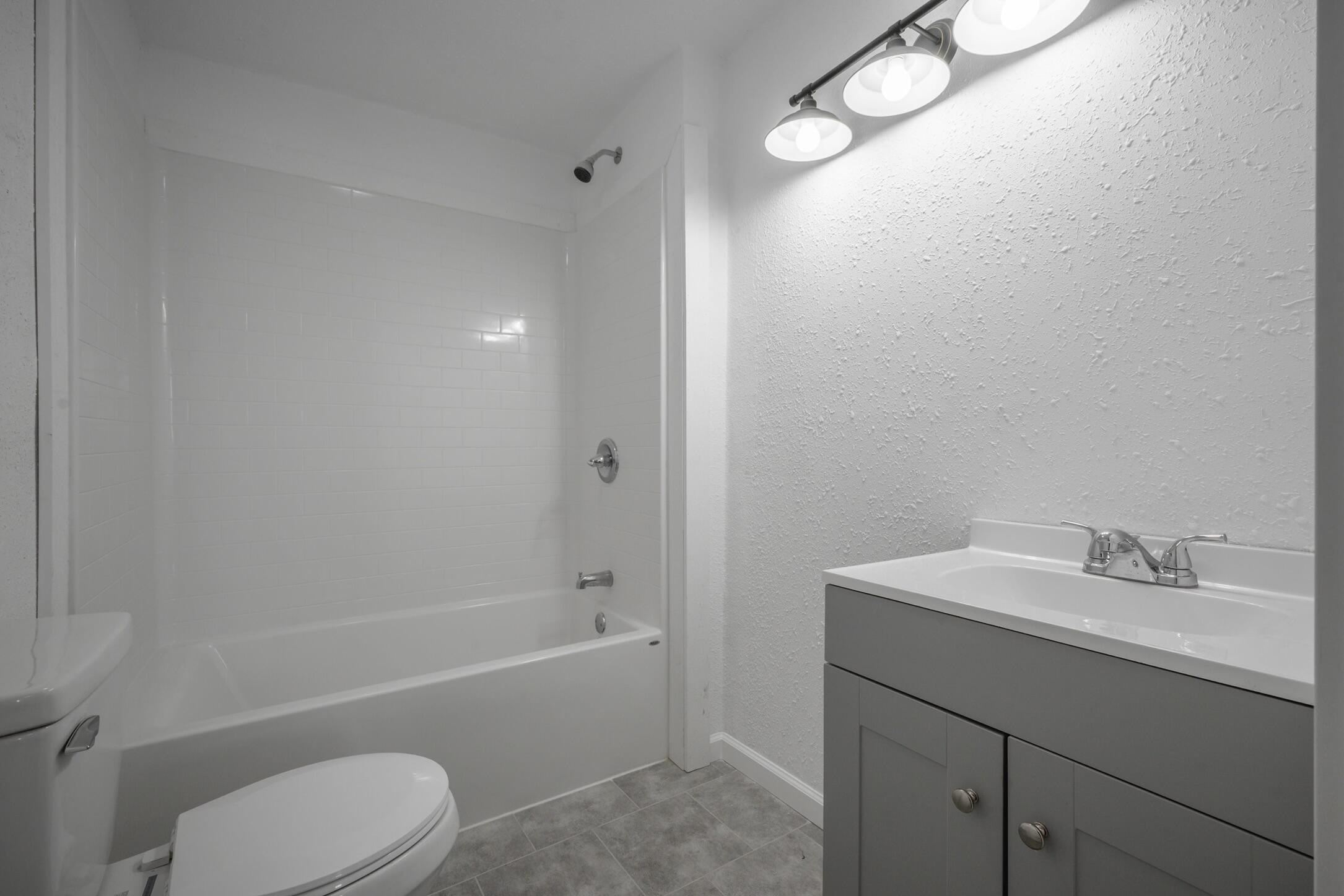 312 South Hall Street Property Photo 29