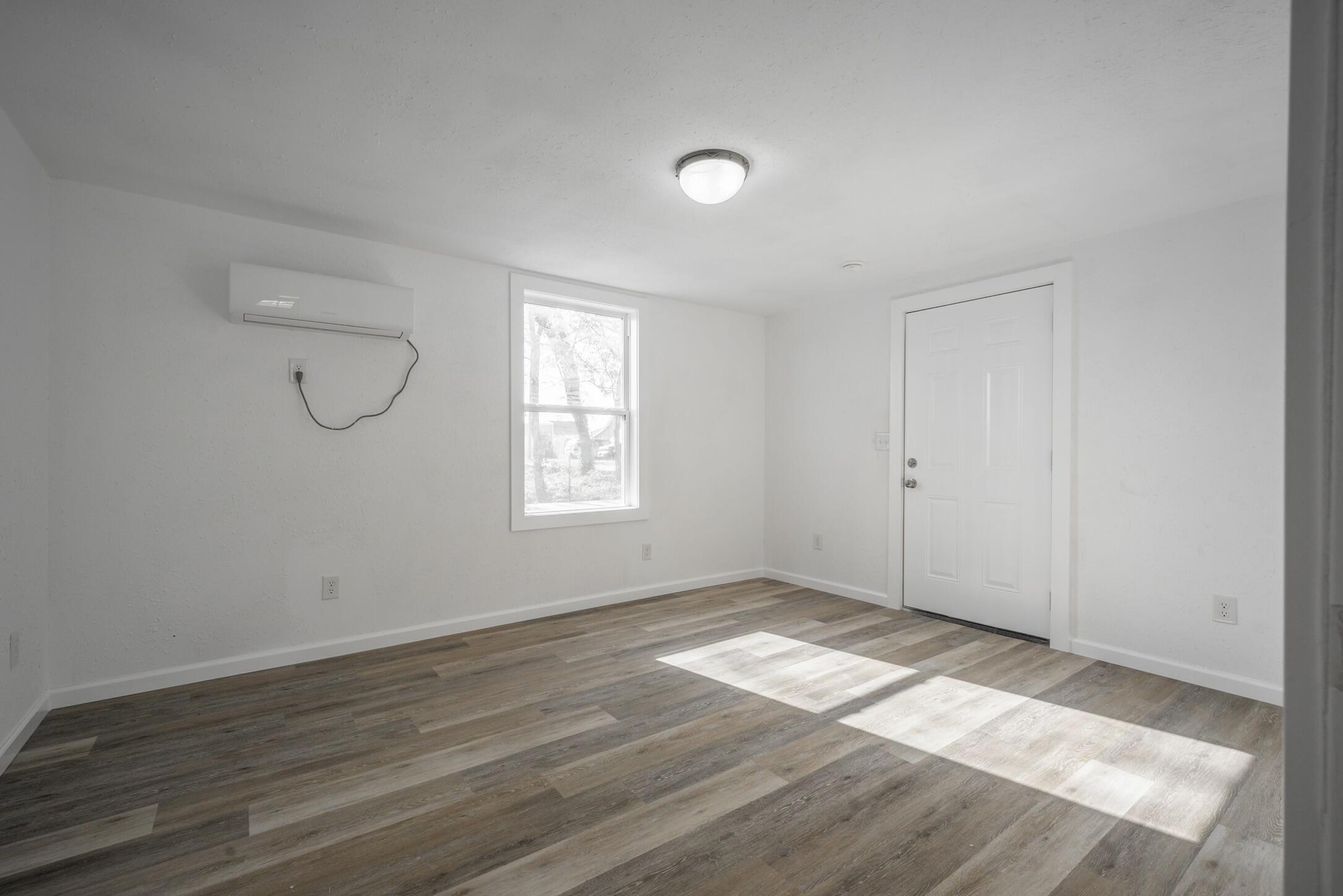 312 South Hall Street Property Photo 42