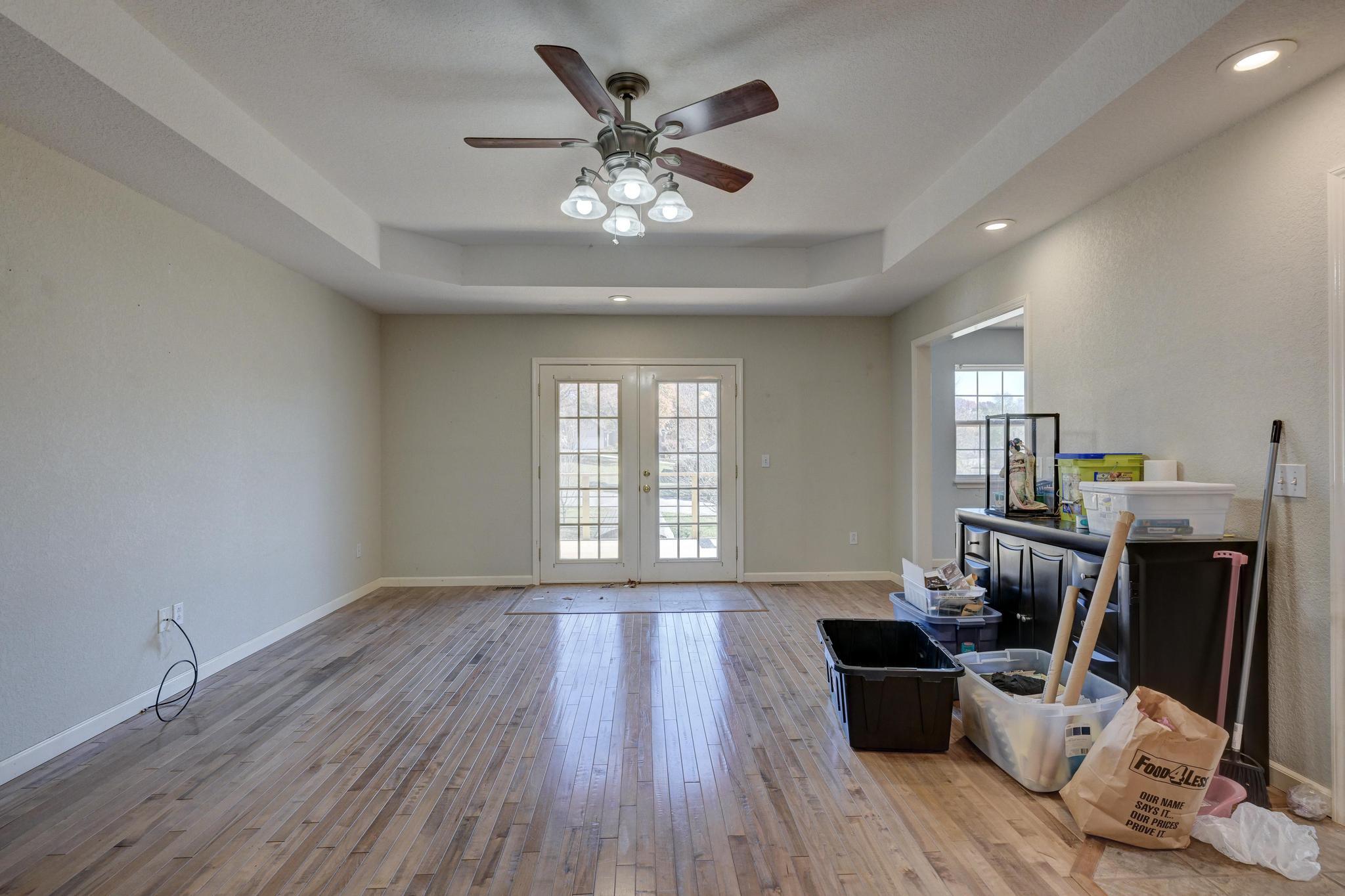 409 Ravenwood Circle Property Photo 10