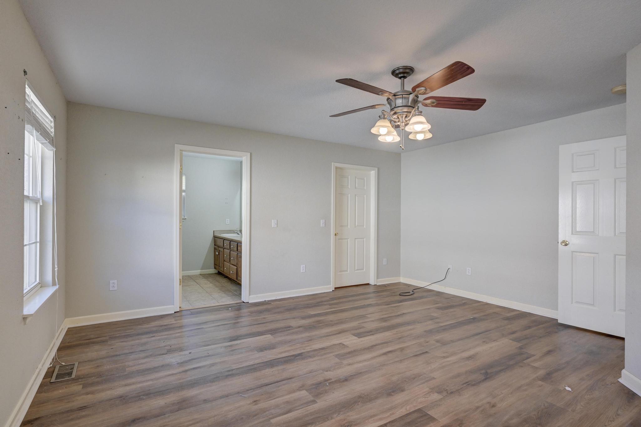 409 Ravenwood Circle Property Photo 19