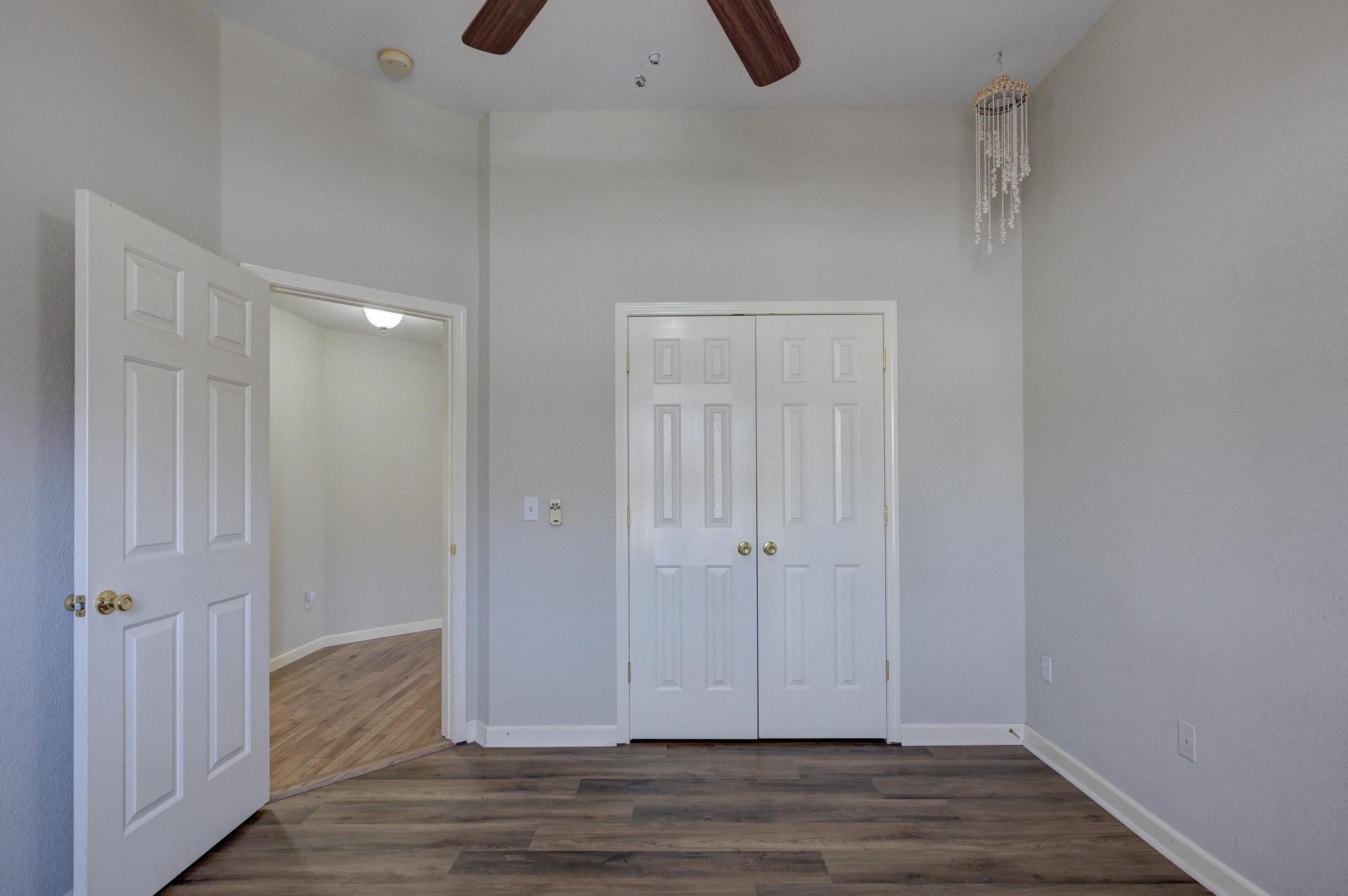 409 Ravenwood Circle Property Photo 25