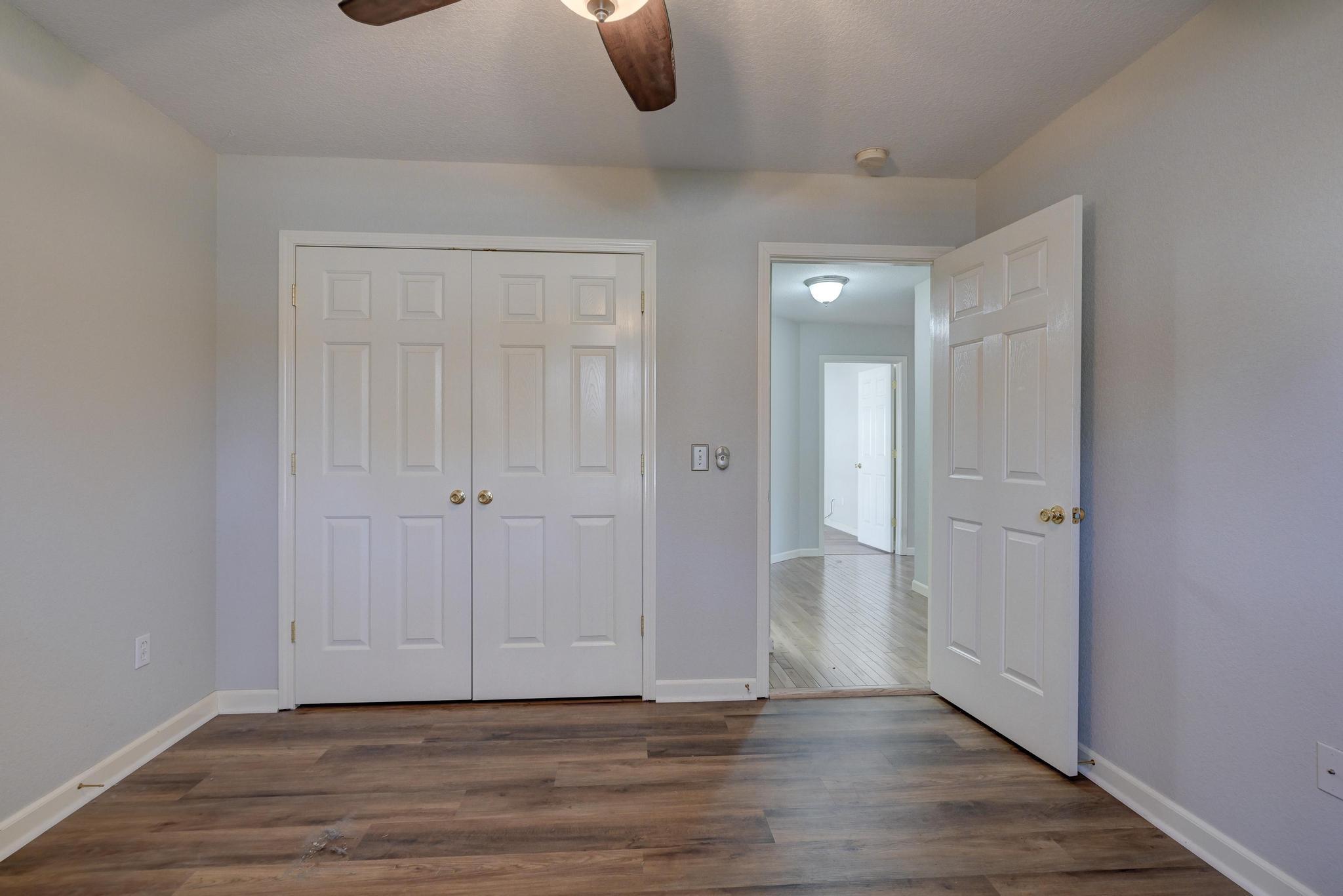 409 Ravenwood Circle Property Photo 28