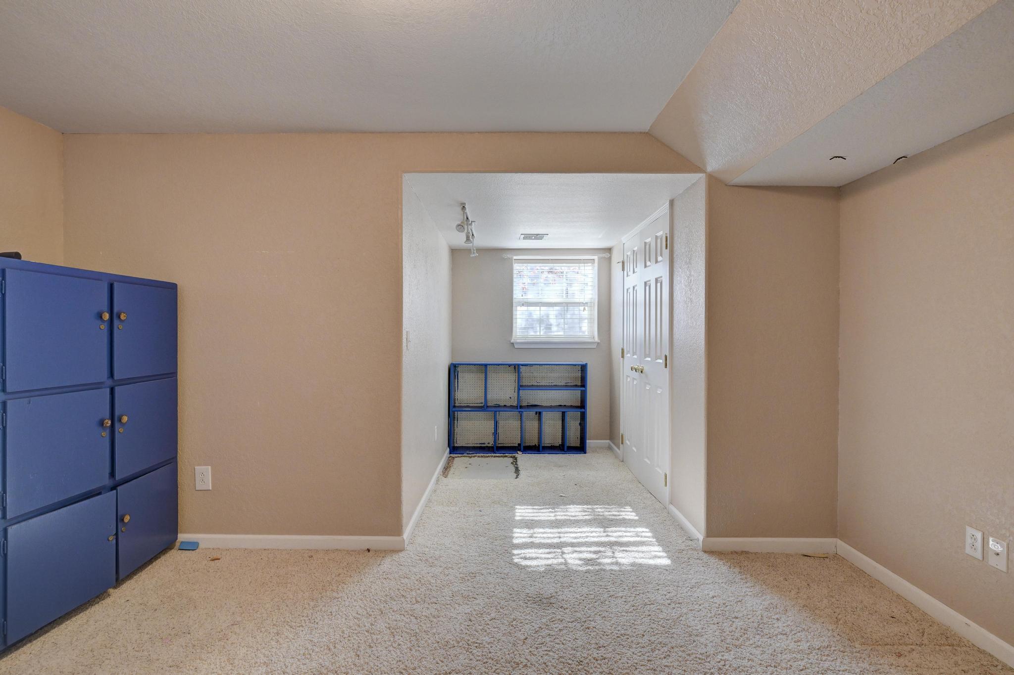 409 Ravenwood Circle Property Photo 39