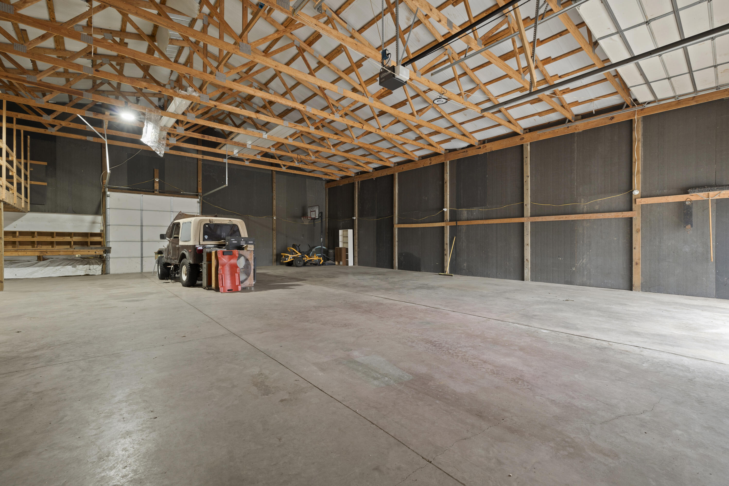 247 South Jefferson Street Property Photo 14