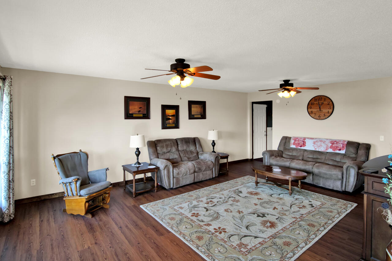 87 Hilltop Street Property Photo 32