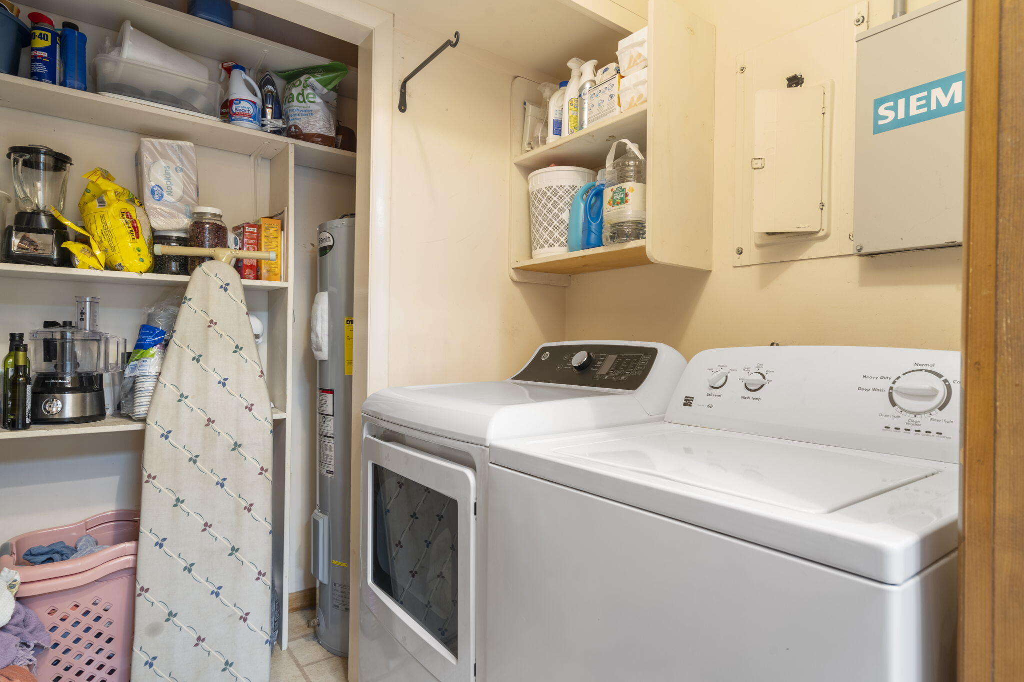 364 West Road Property Photo 15