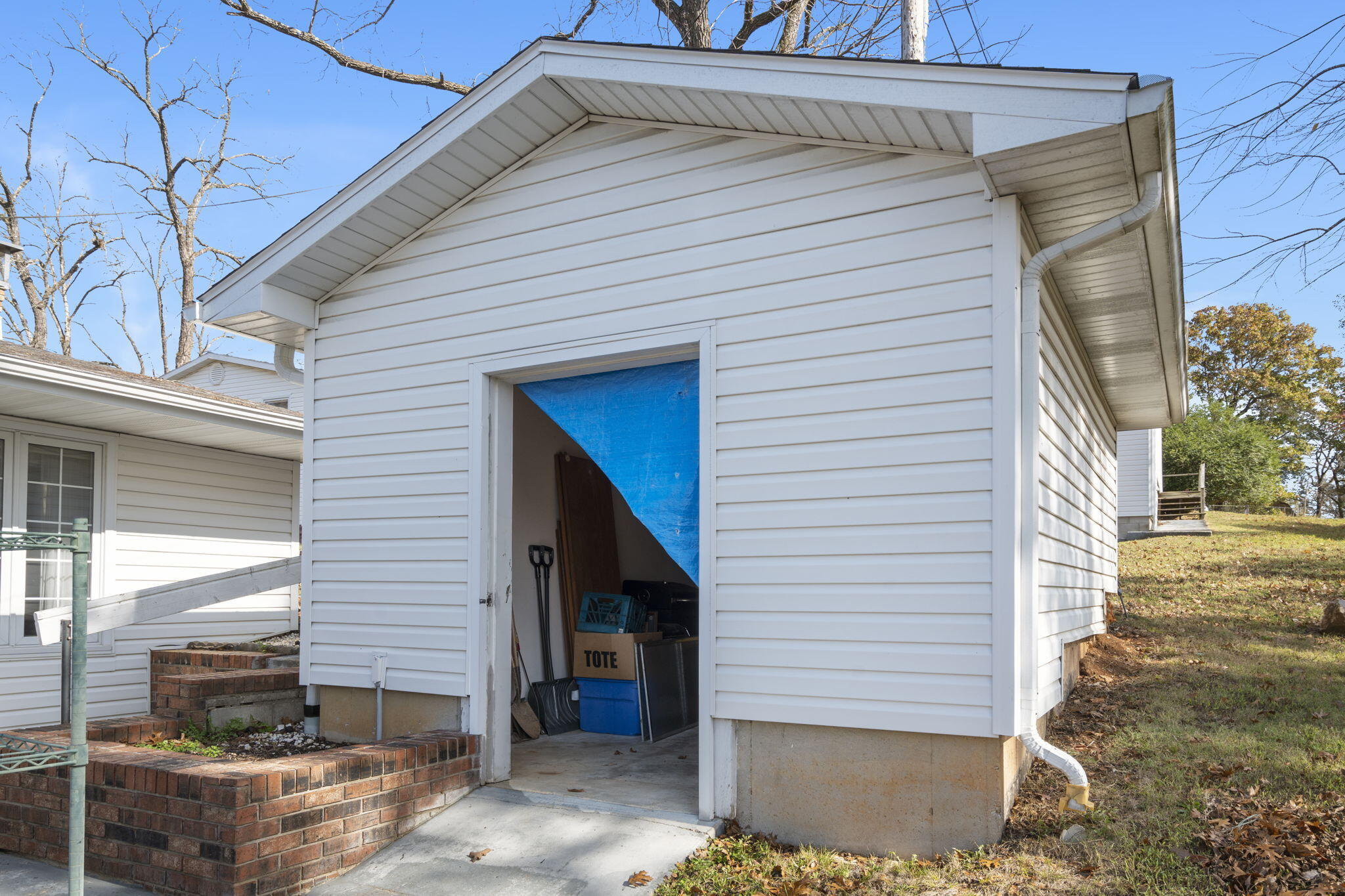 364 West Road Property Photo 31