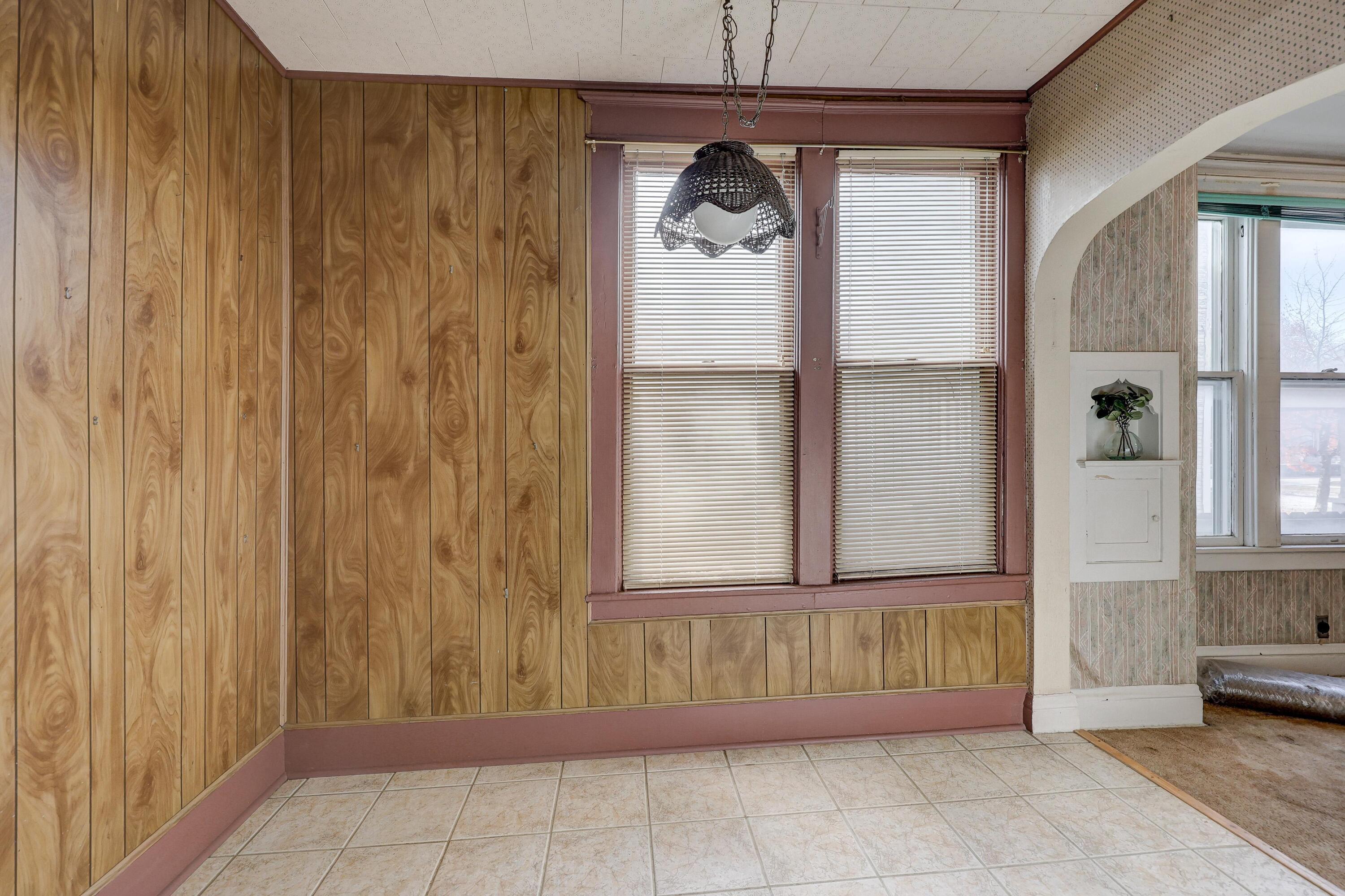 707 South Sergeant Avenue Property Photo 14
