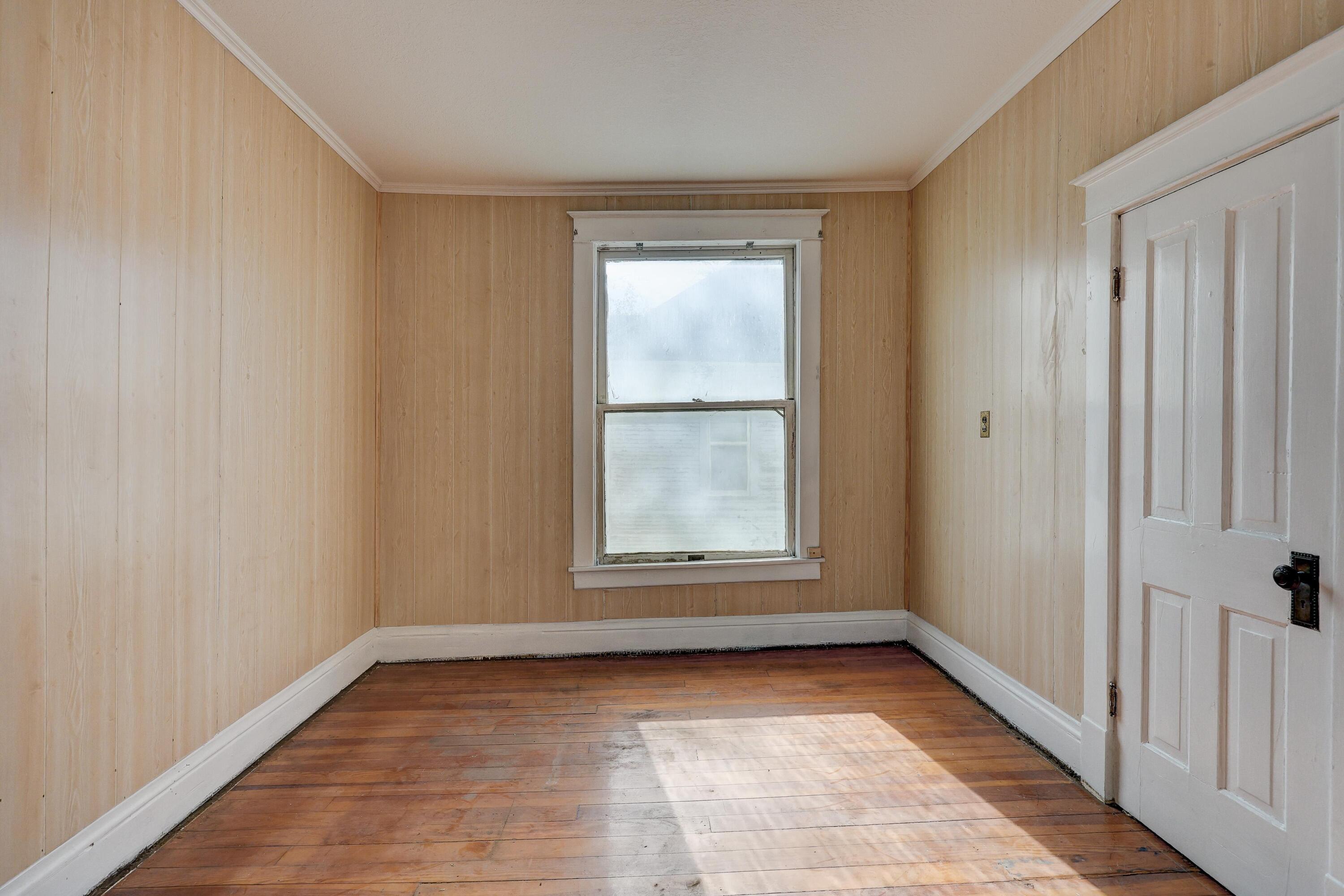 707 South Sergeant Avenue Property Photo 20