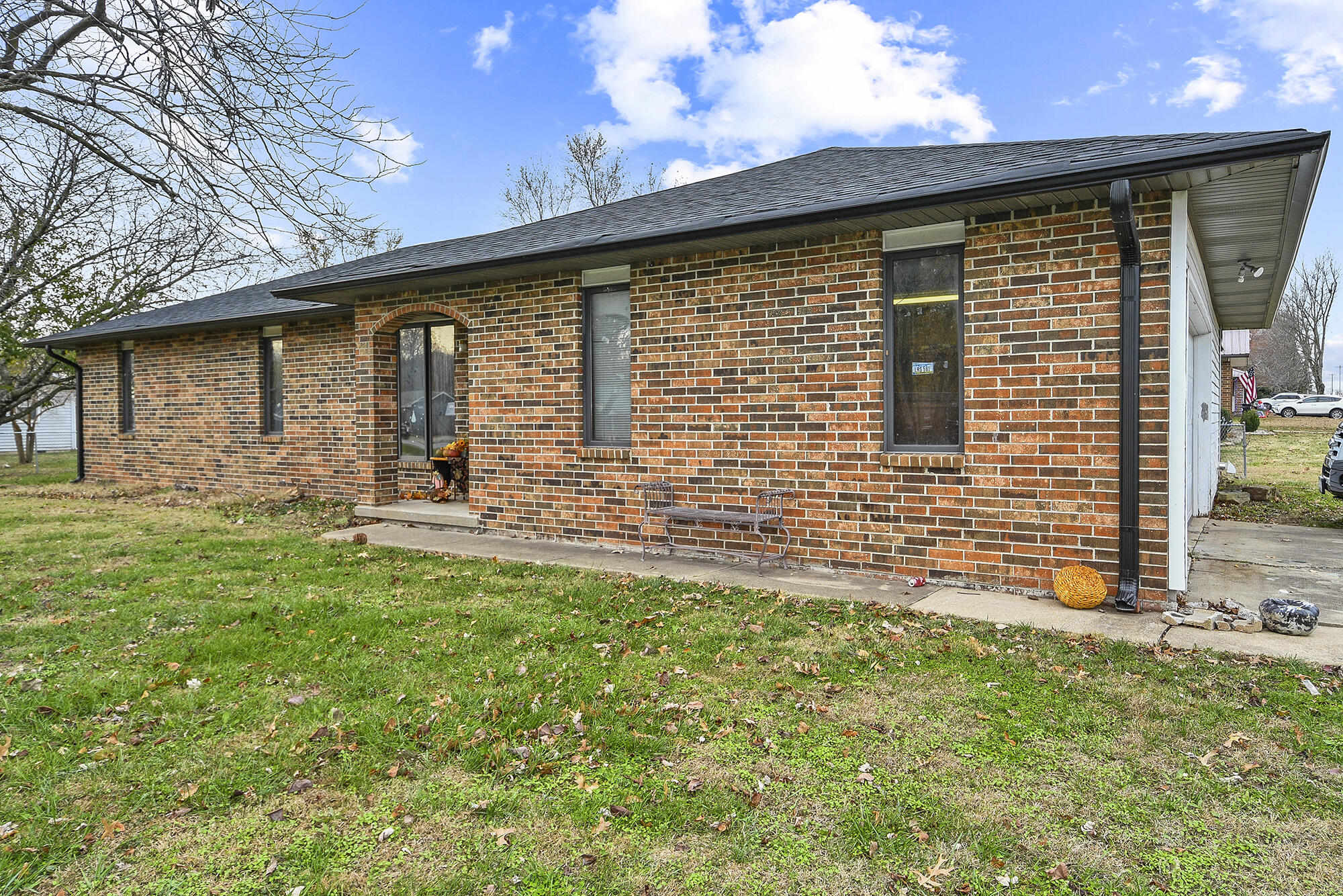 2206 West South Street Property Photo 7