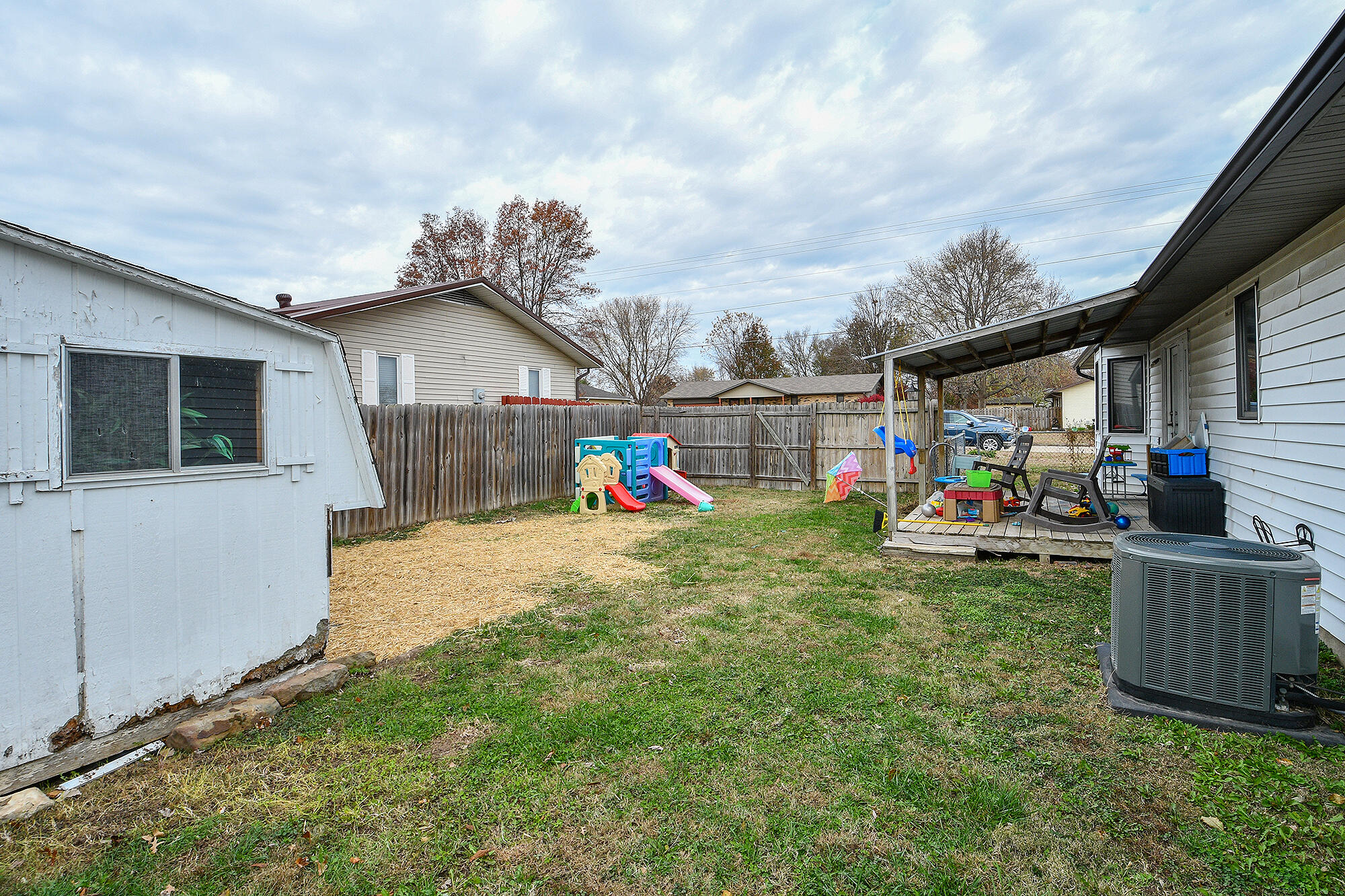 2206 West South Street Property Photo 29