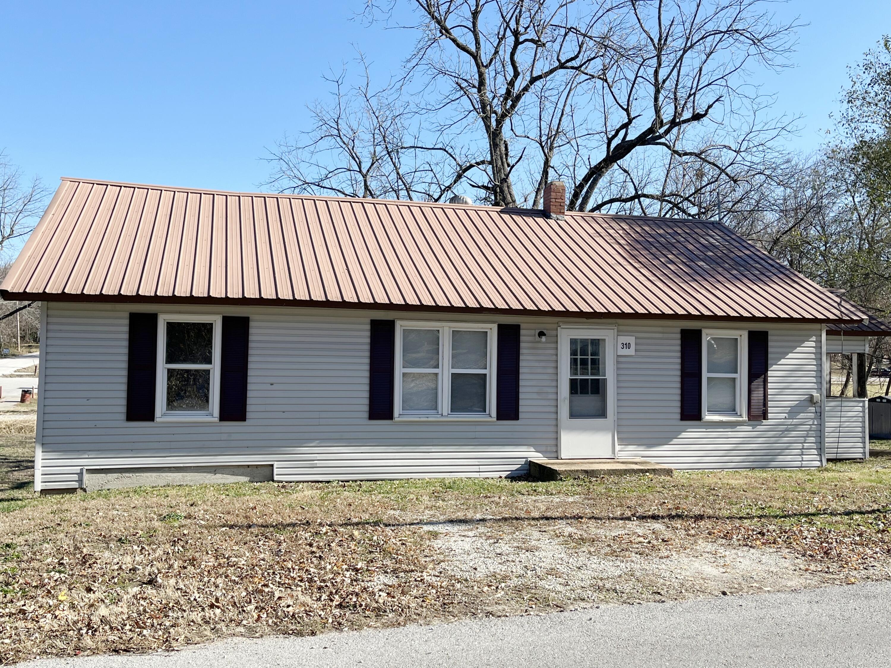 310 North Hickory Street Property Photo