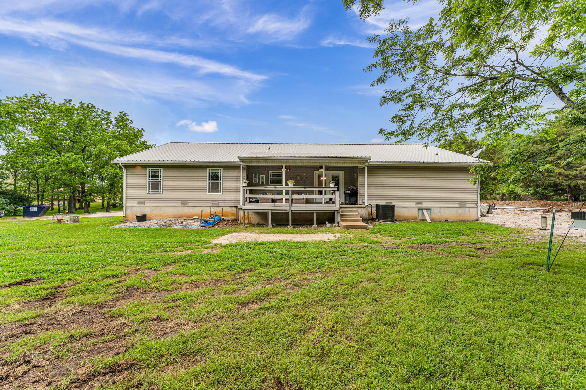 7222 North Farm Road 203 Property Photo 11