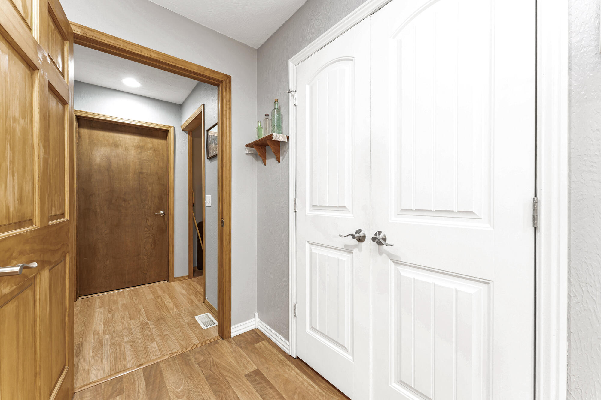 7222 North Farm Road 203 Property Photo 29