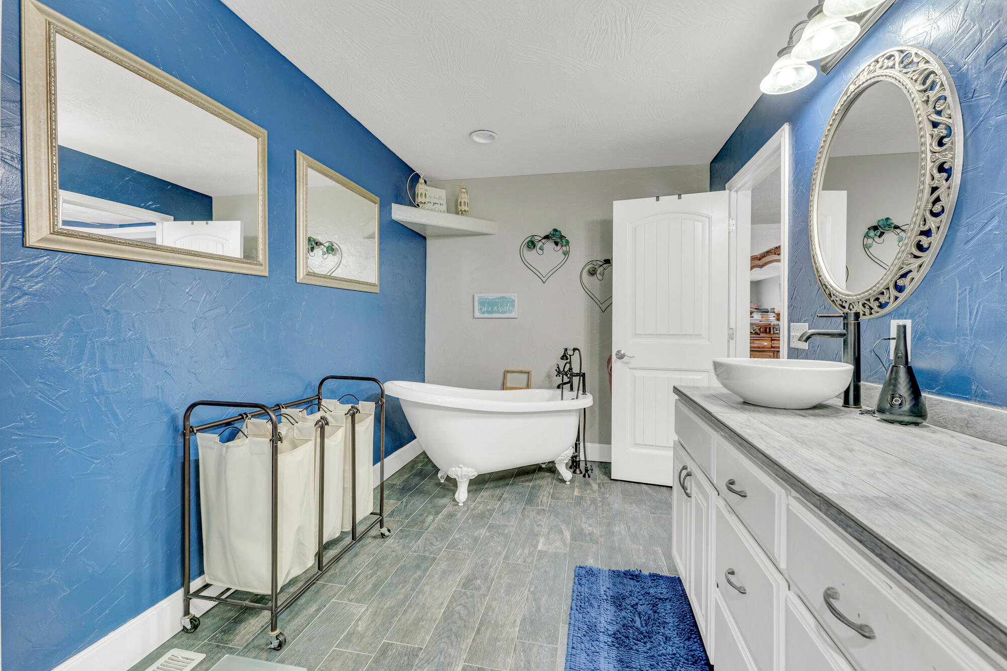 7222 North Farm Road 203 Property Photo 40