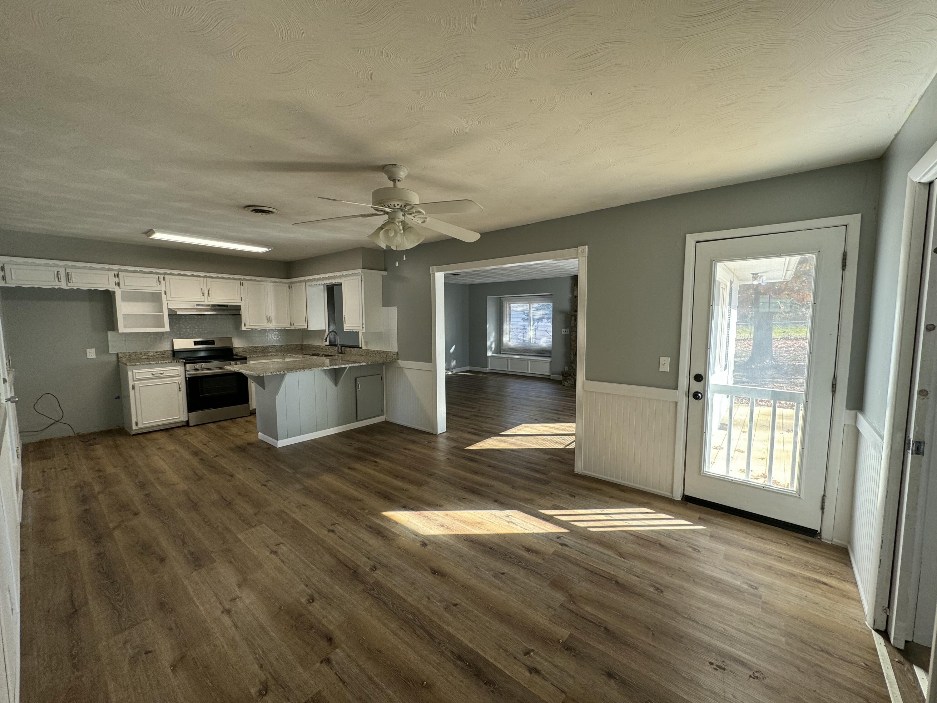 2456 North Clayton Avenue Property Photo 5