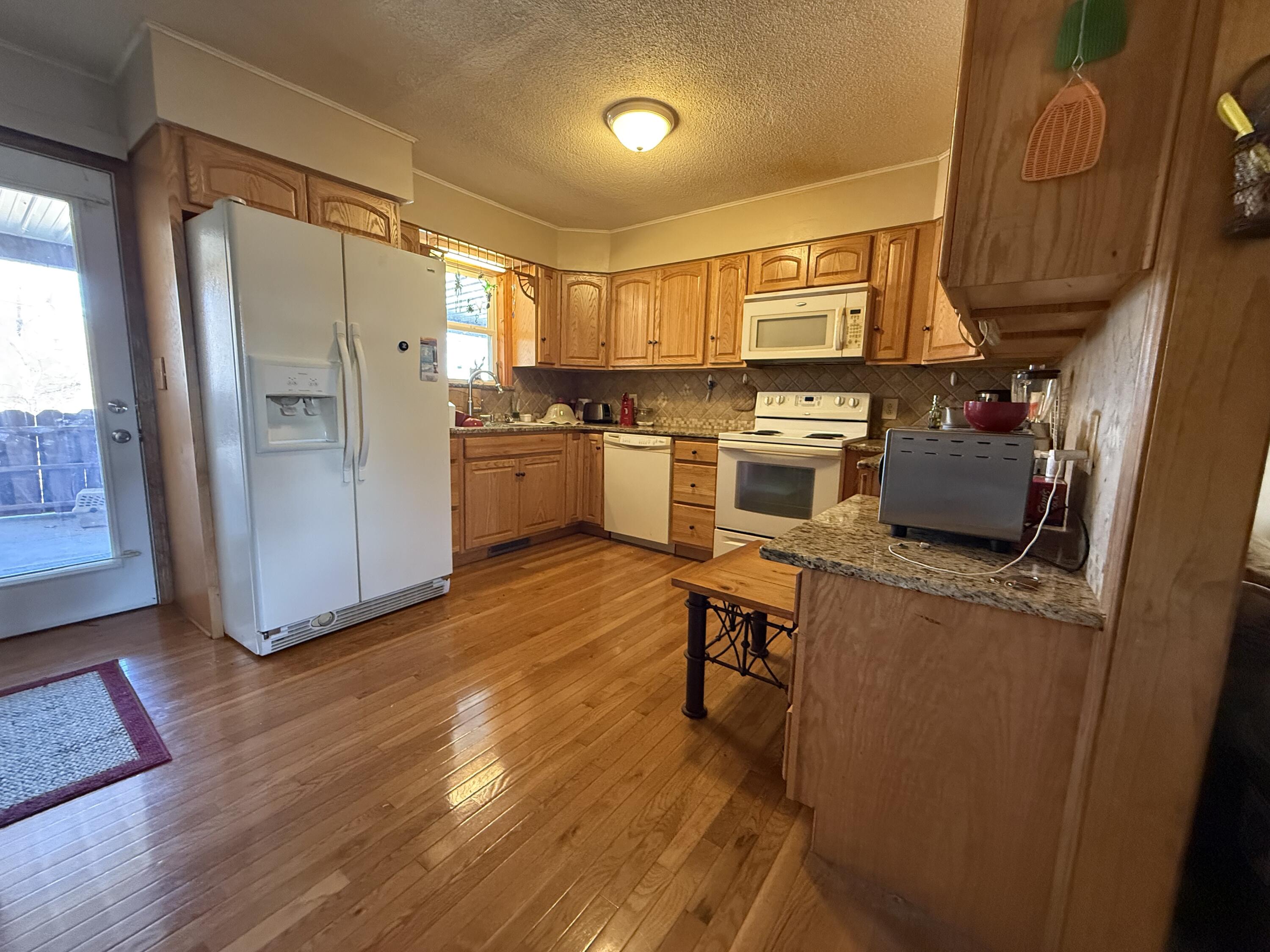 22269 Us Highway 54 Property Photo 5