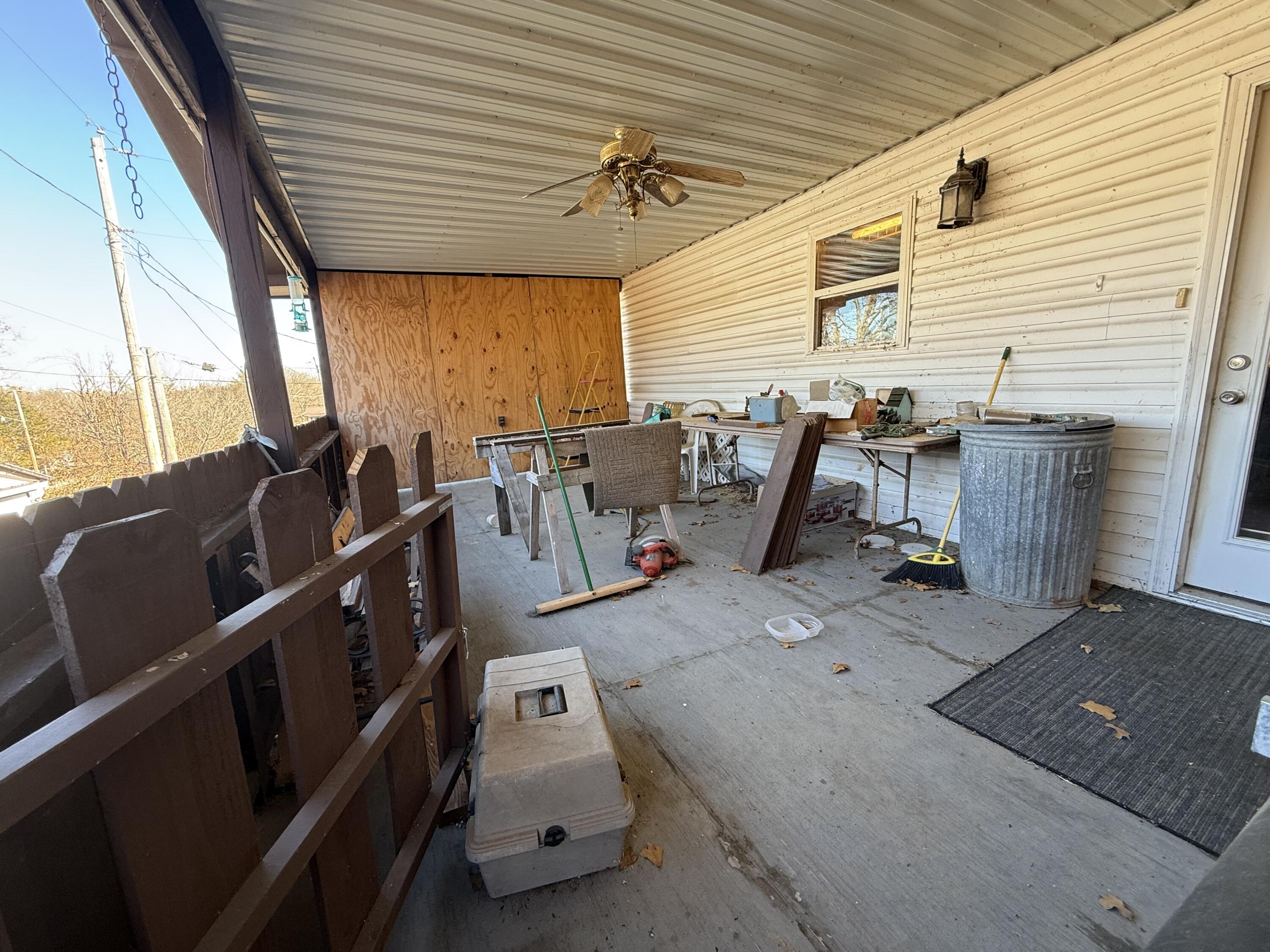 22269 Us Highway 54 Property Photo 25