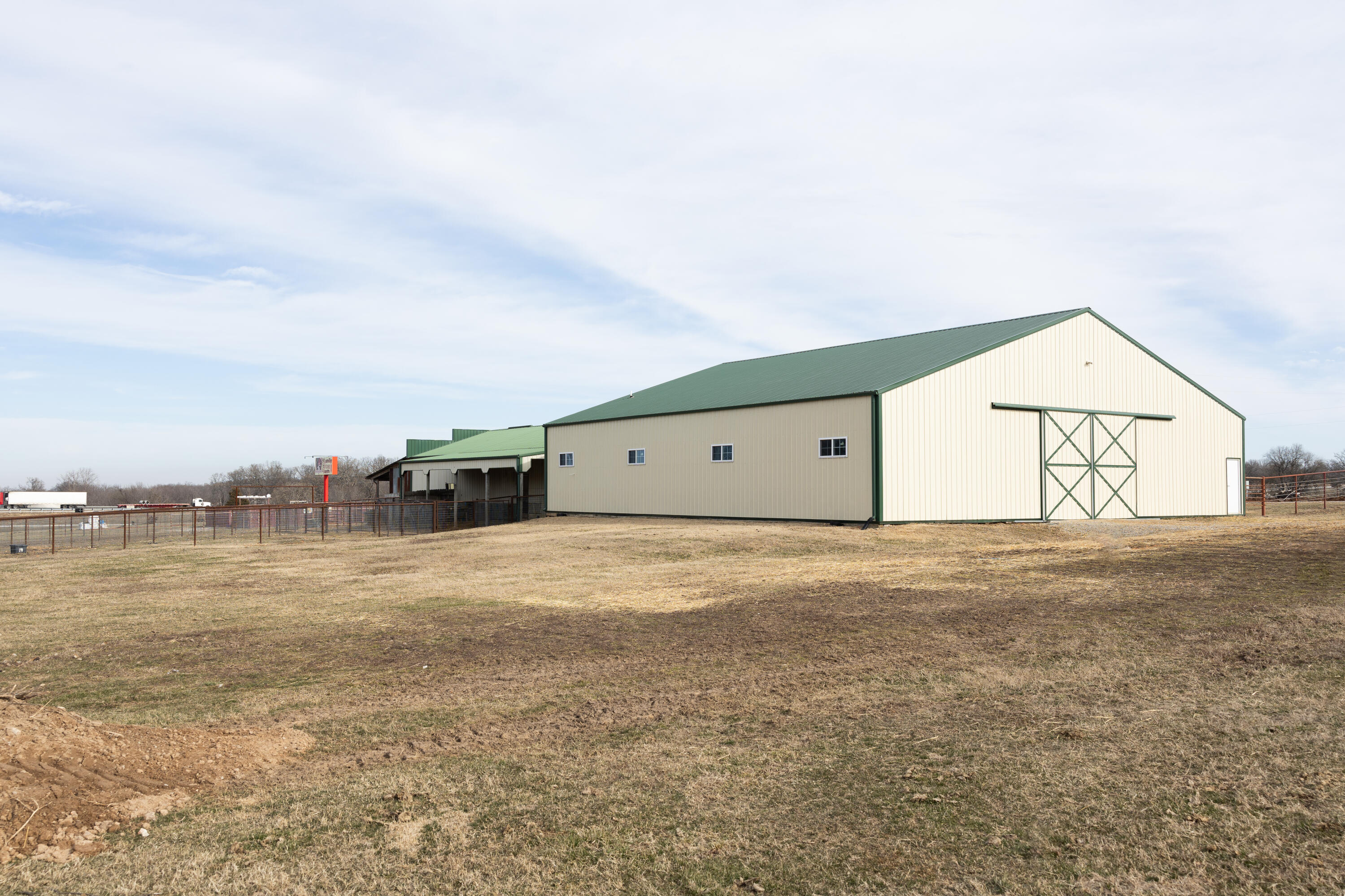 15144 Highway 97 Property Photo 25