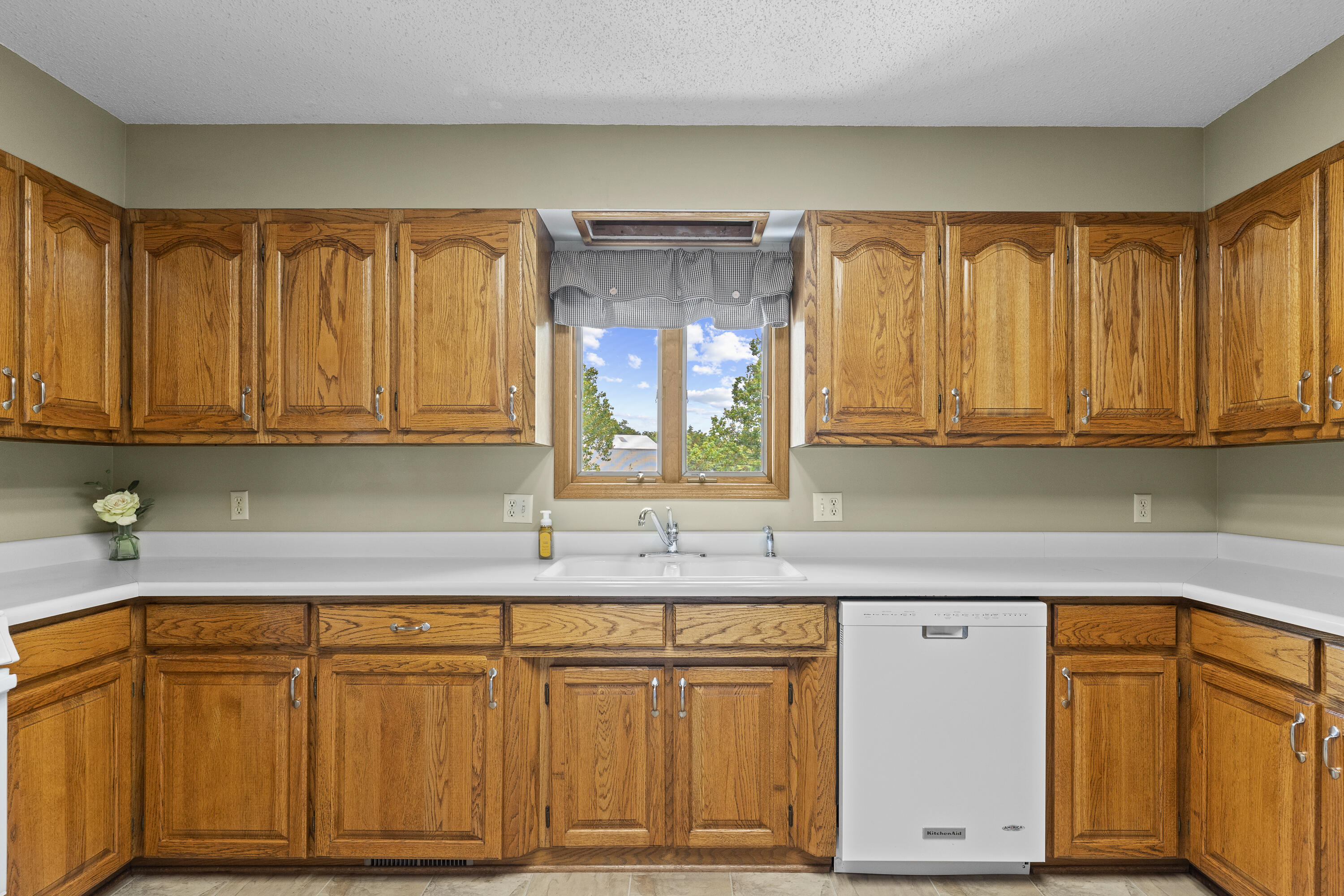 251 Mission Point Road Property Photo 18