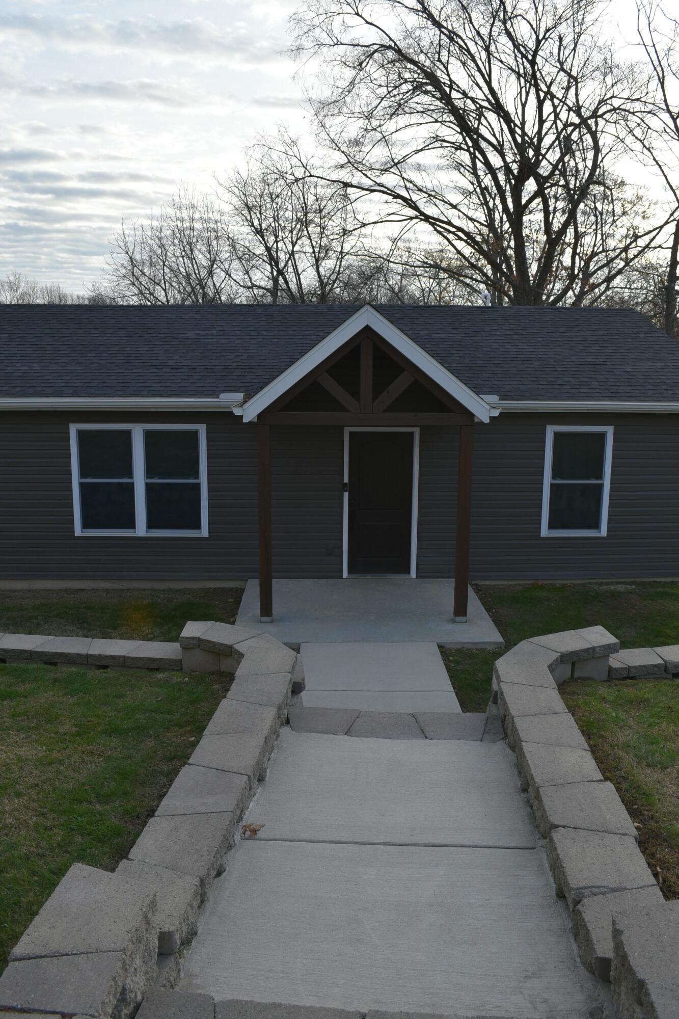 200 Summit Street Property Photo 4