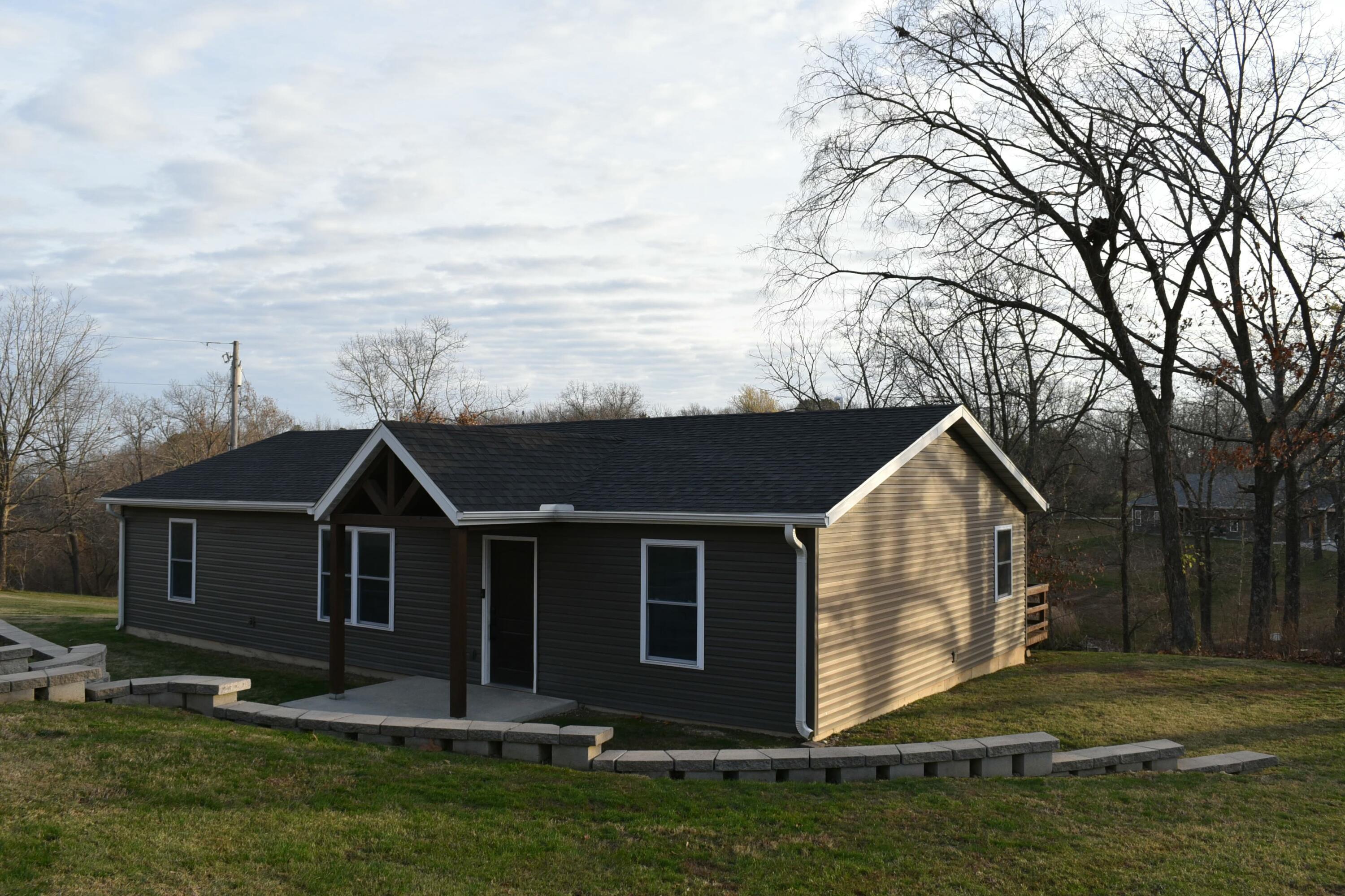 200 Summit Street Property Photo 8