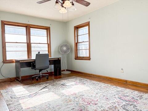 716 Terrace Place Property Photo 4