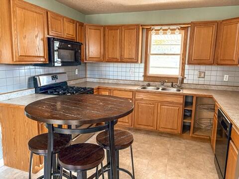 716 Terrace Place Property Photo 13
