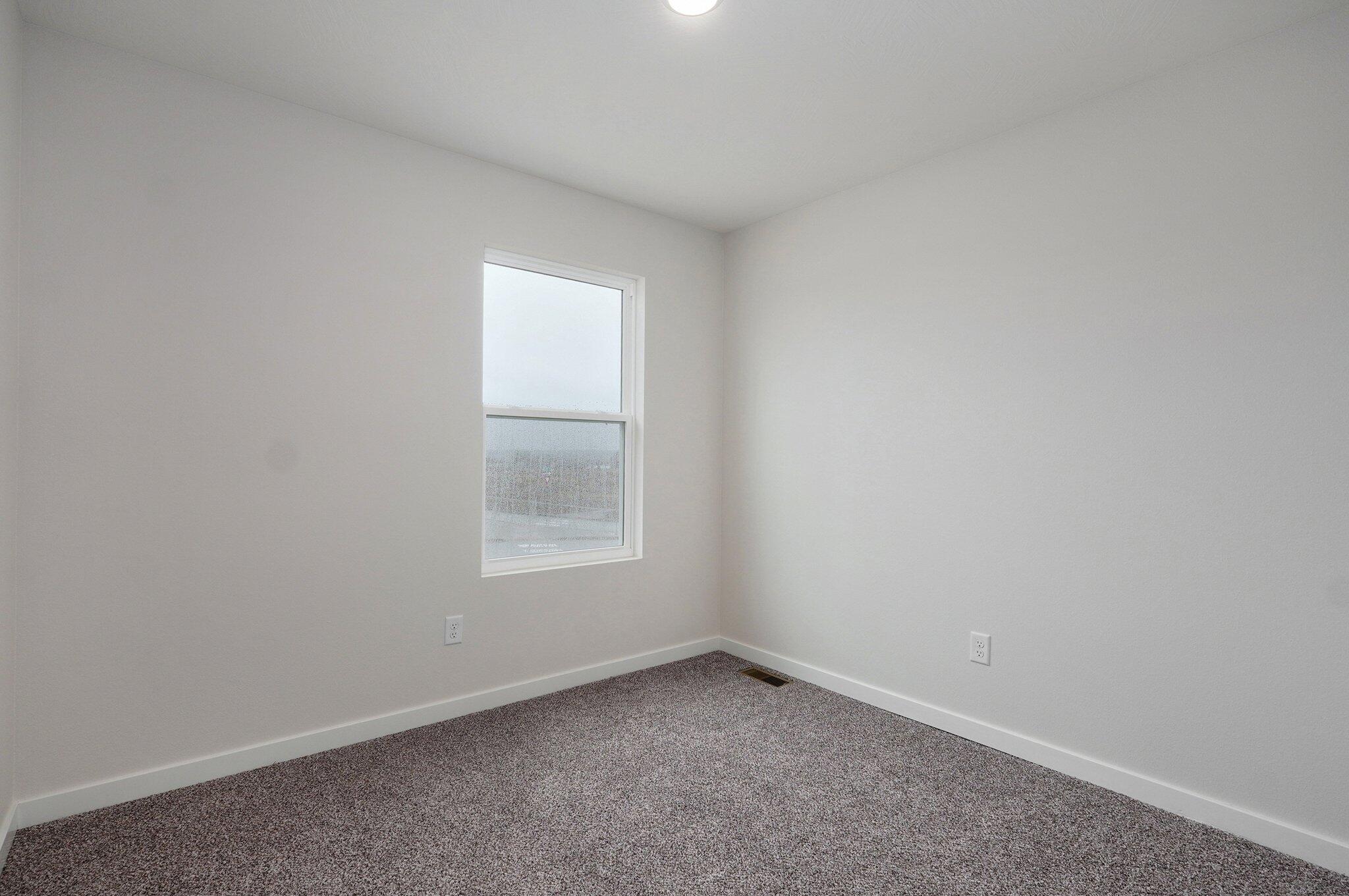 1730 East Charlton Street Property Photo 20