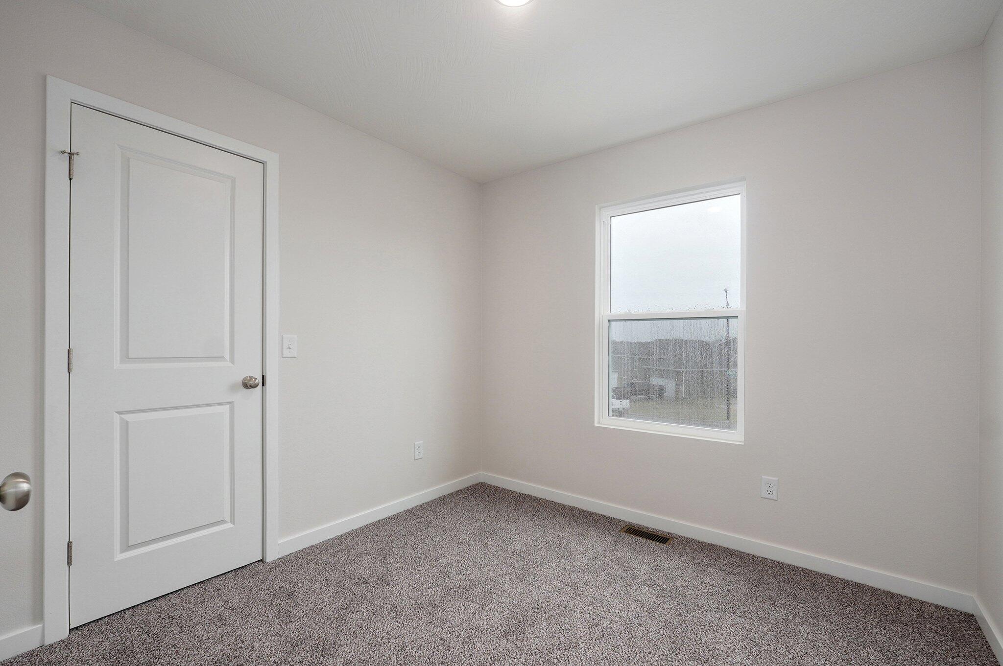 1730 East Charlton Street Property Photo 22