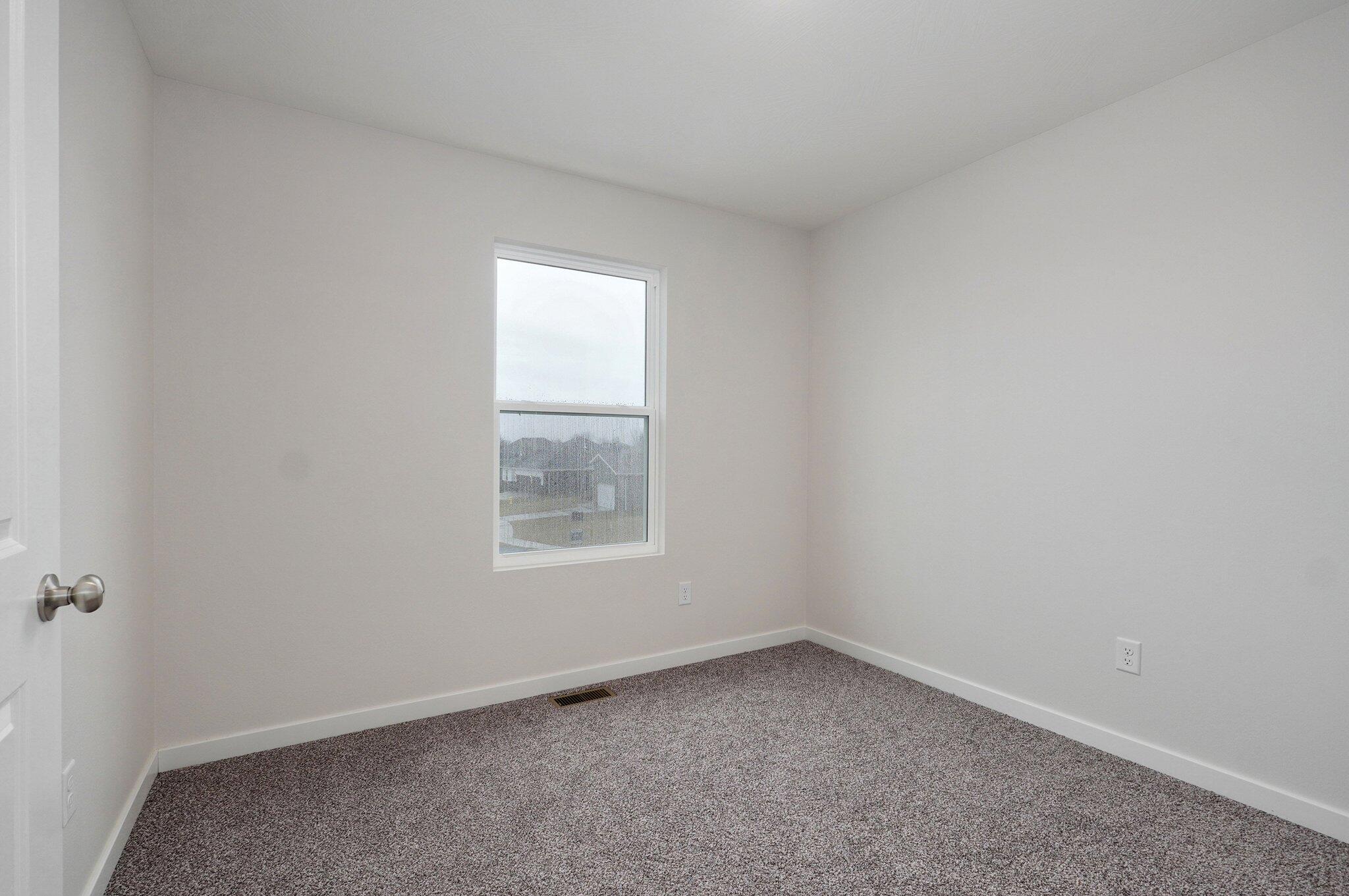 1730 East Charlton Street Property Photo 23