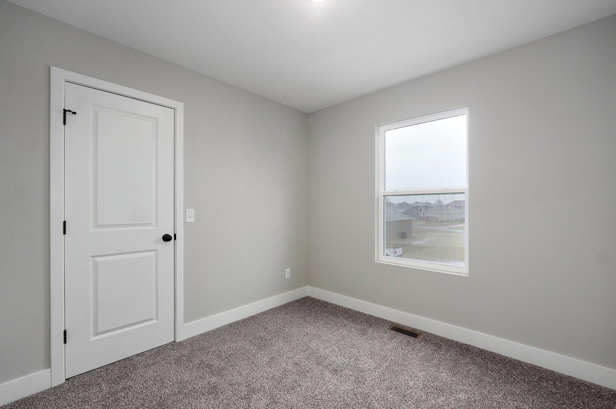 1718 East Charlton Street Property Photo 22