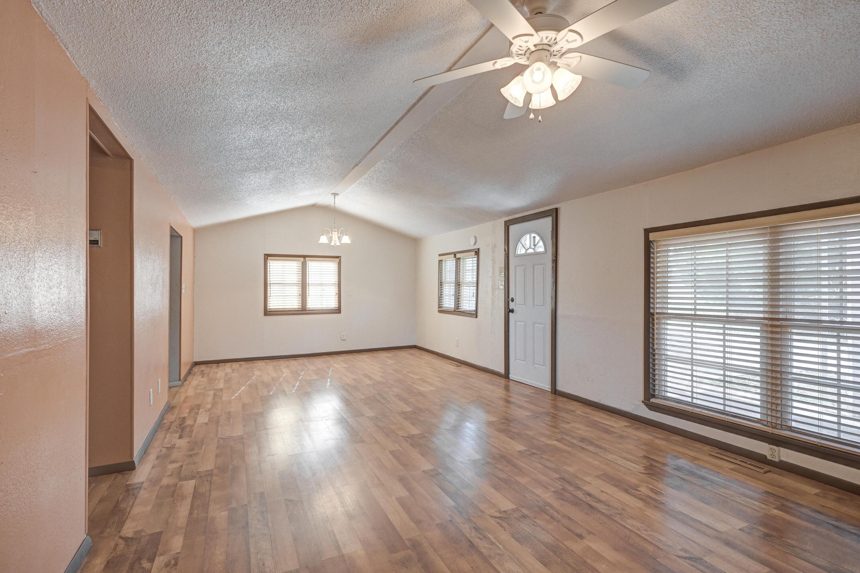 4319 South Duquesne Road Property Photo 5