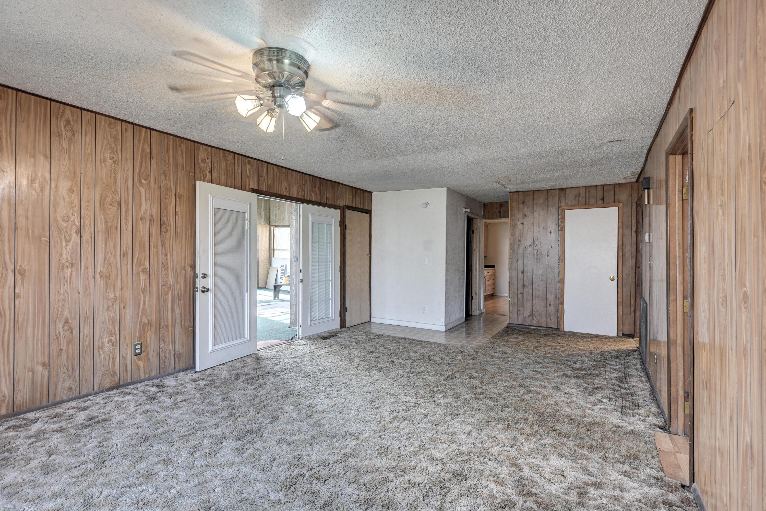 4319 South Duquesne Road Property Photo 13