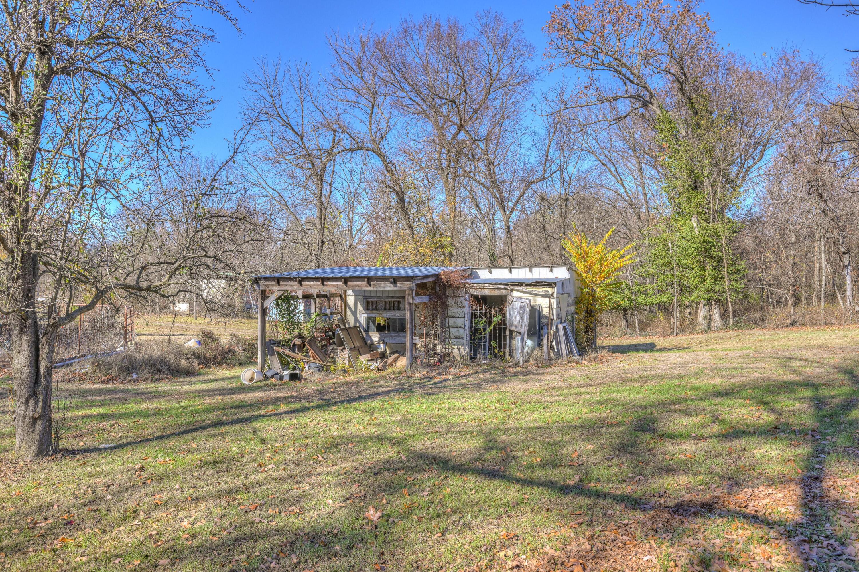 4319 South Duquesne Road Property Photo 38