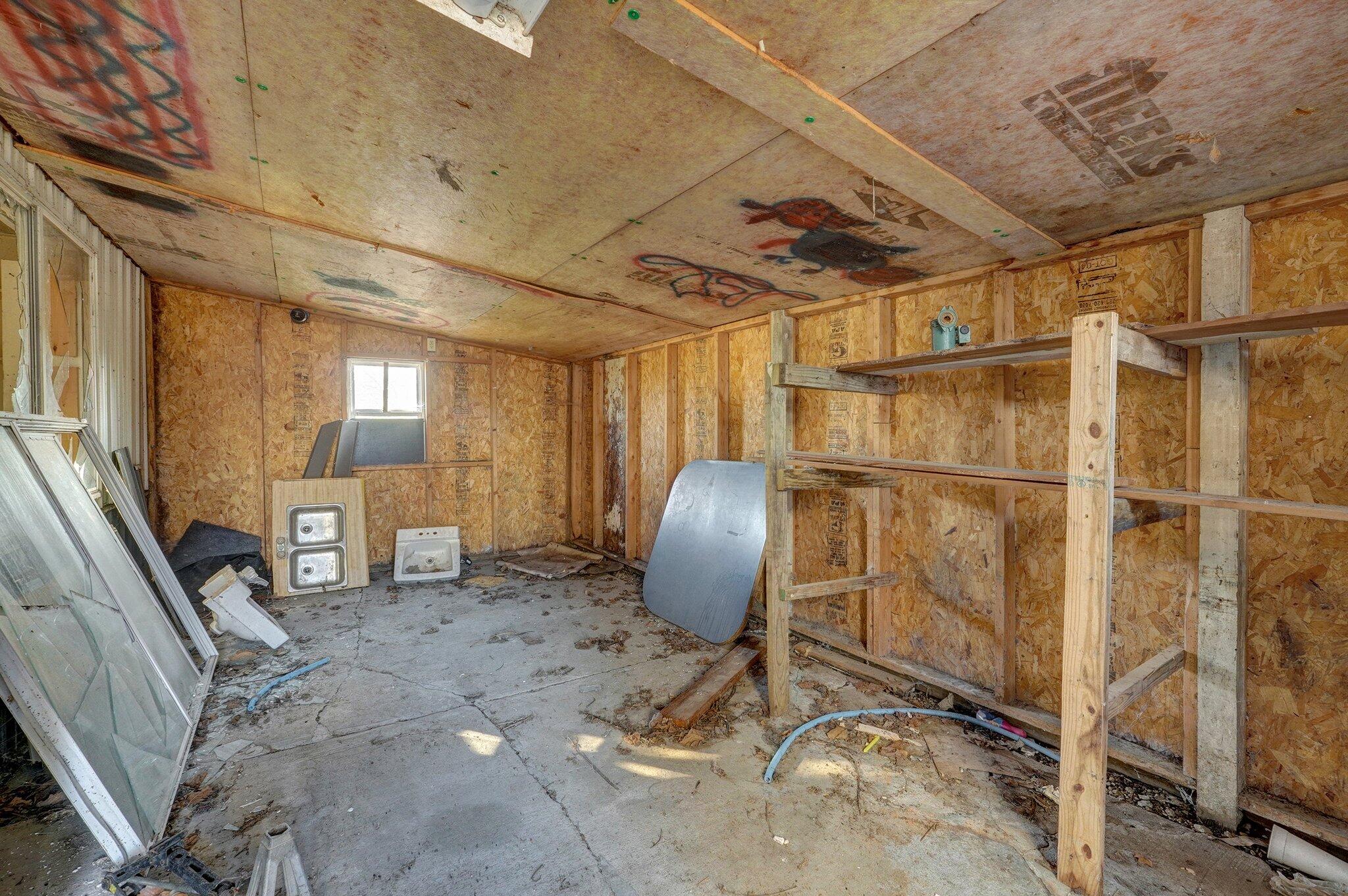 418 South Elm Street Property Photo 20