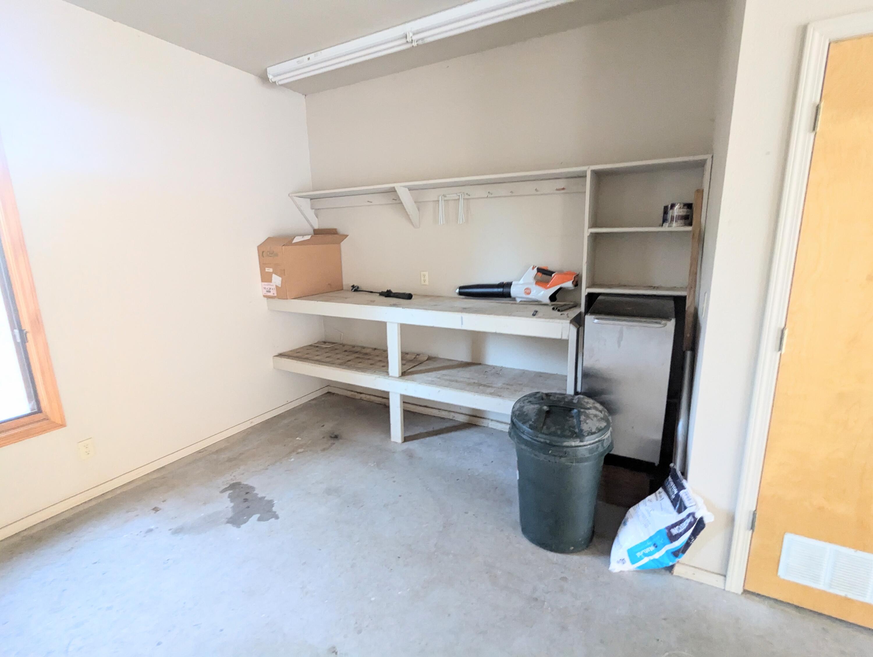 26517 Farm Road 1212 Property Photo 40