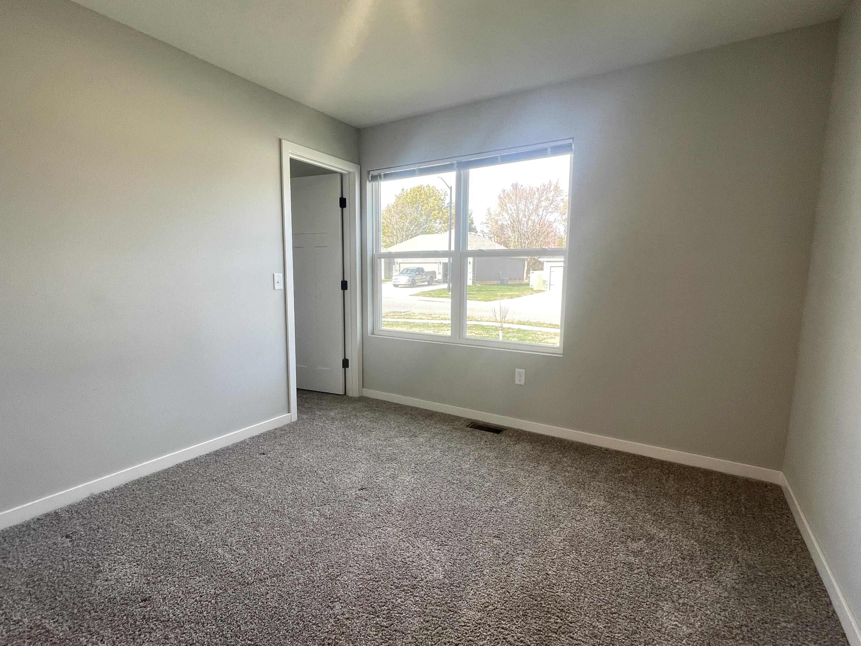 242 West Granada Street Property Photo 21