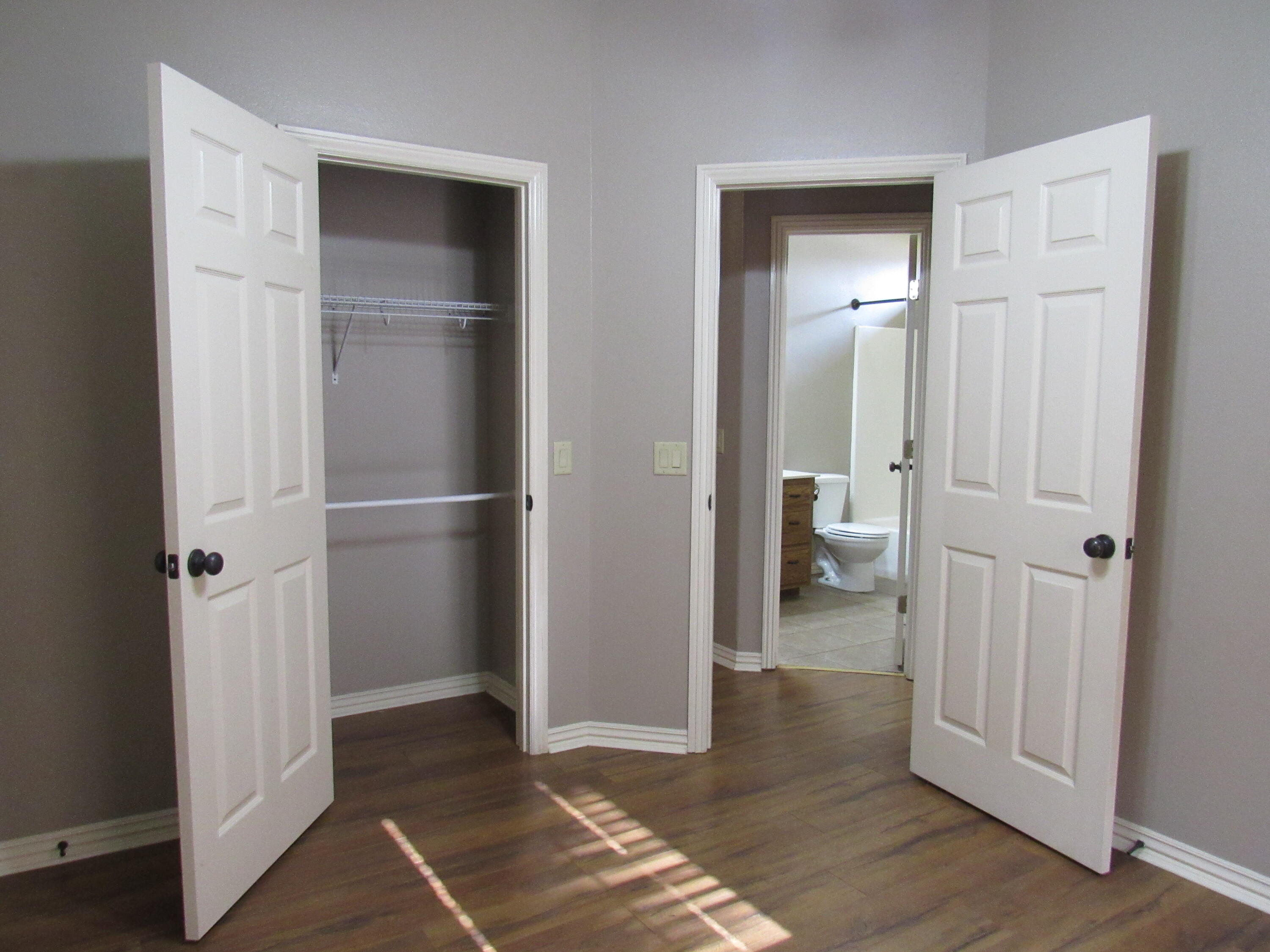1023 West Ridgecrest Avenue Property Photo 22