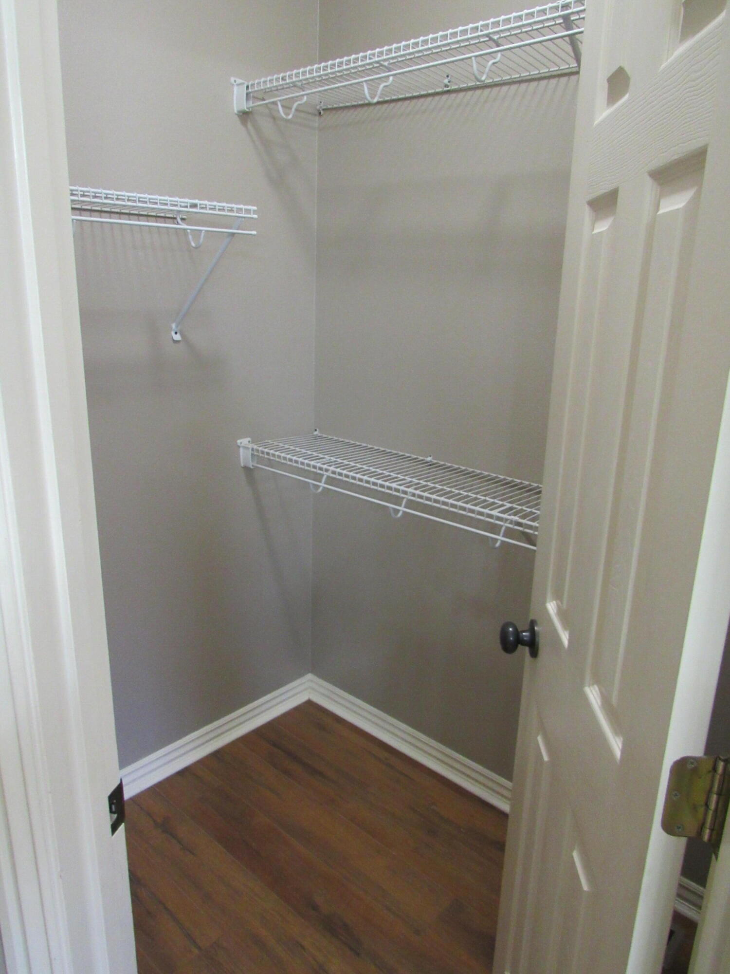 1023 West Ridgecrest Avenue Property Photo 32