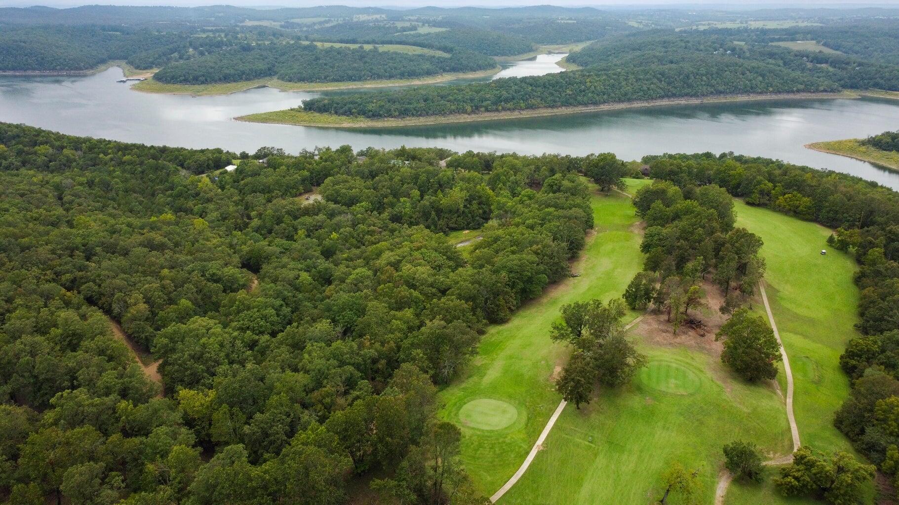 000 Country Club Hills Property Photo 5