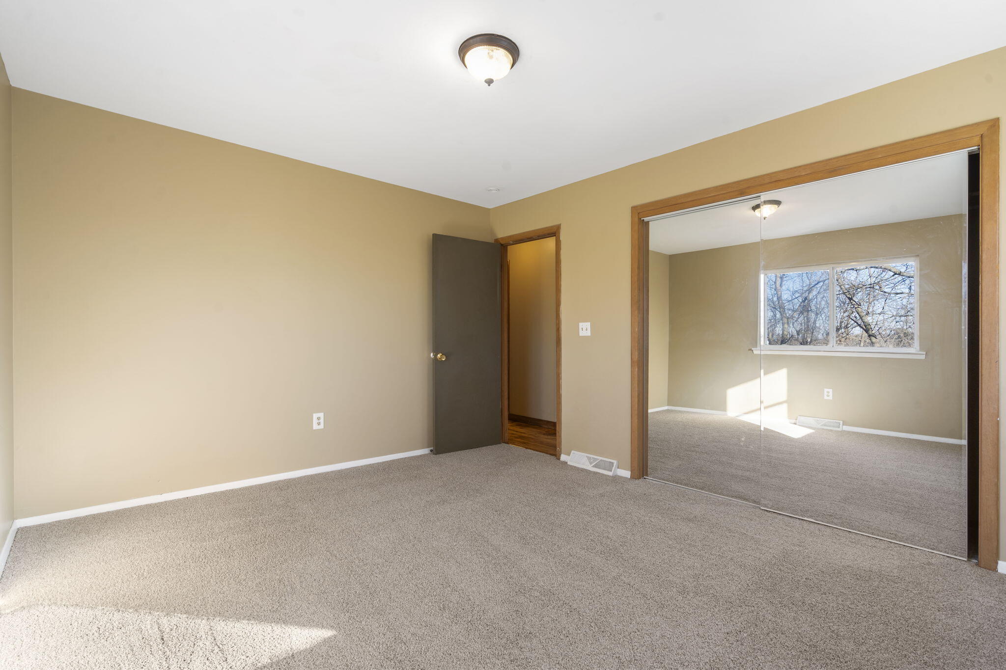 1350 South 20th Street Property Photo 15