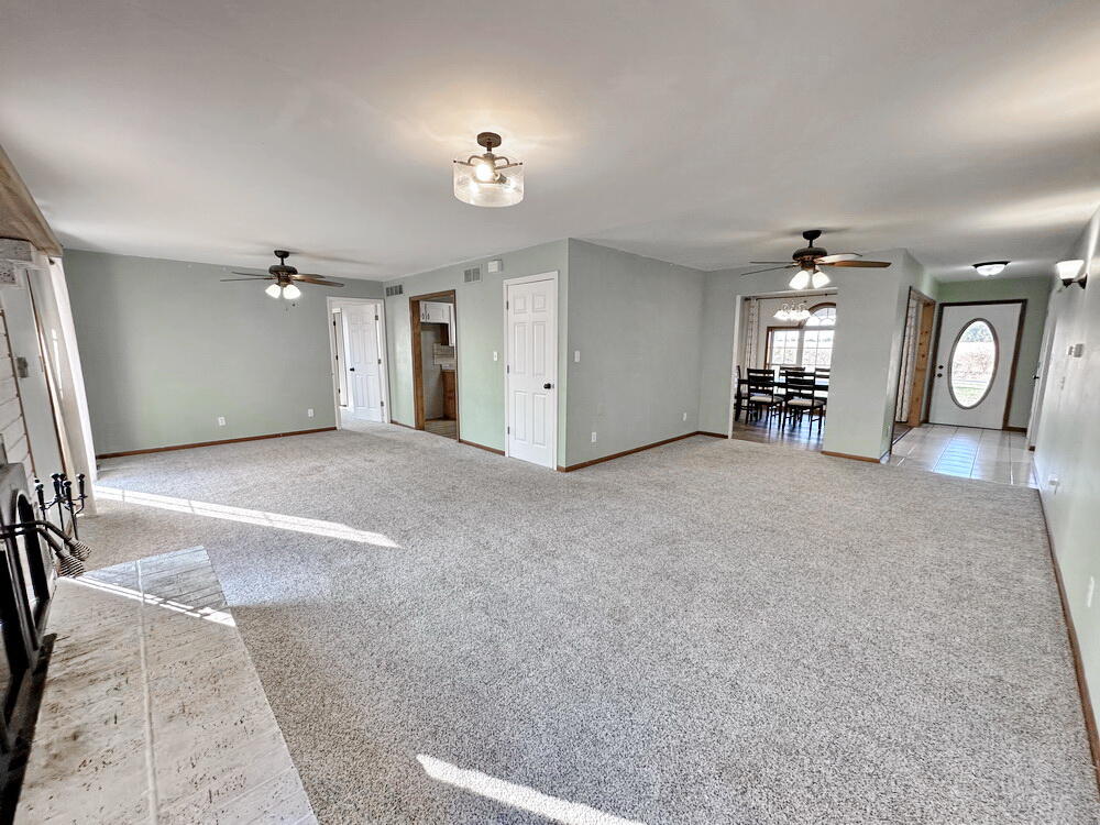 4675 South 101 Road Property Photo 5