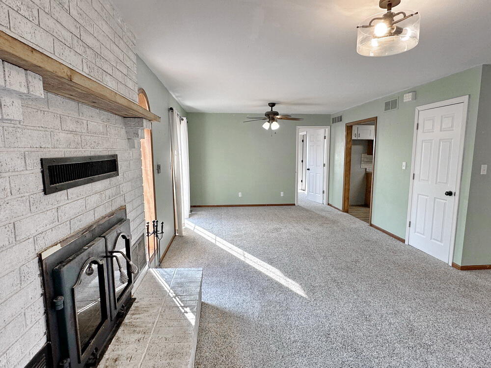 4675 South 101 Road Property Photo 7