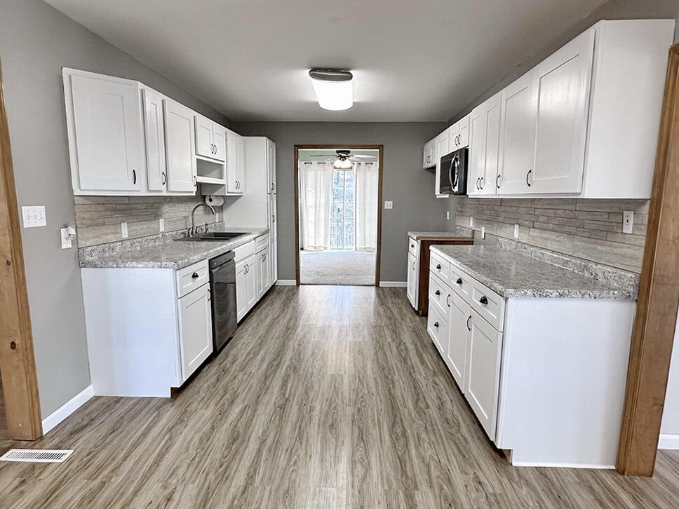 4675 South 101 Road Property Photo 10