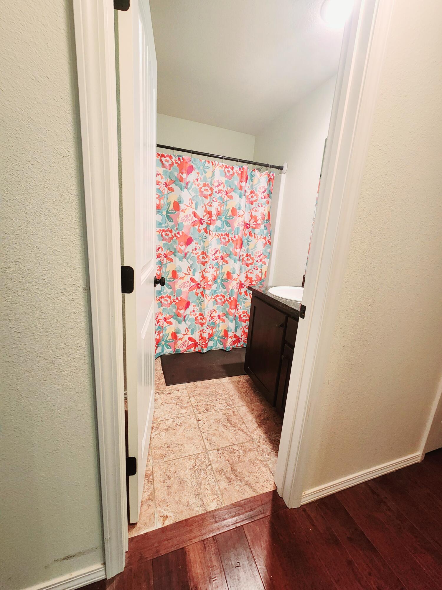 988 Capitol Hill Drive Property Photo 8